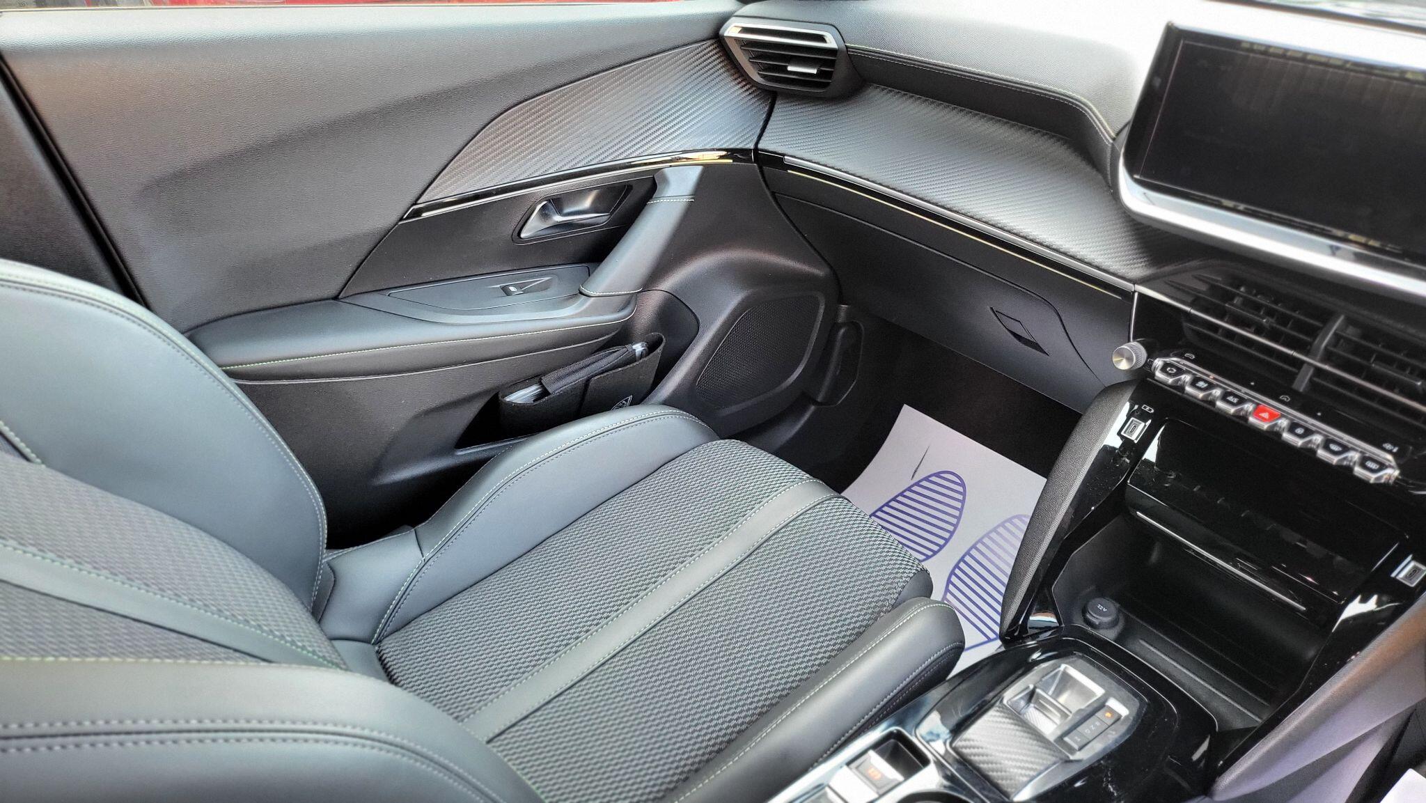 Peugeot 2008 view 29