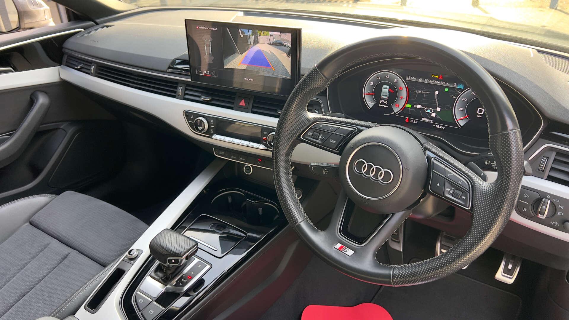 Audi A5 view 4