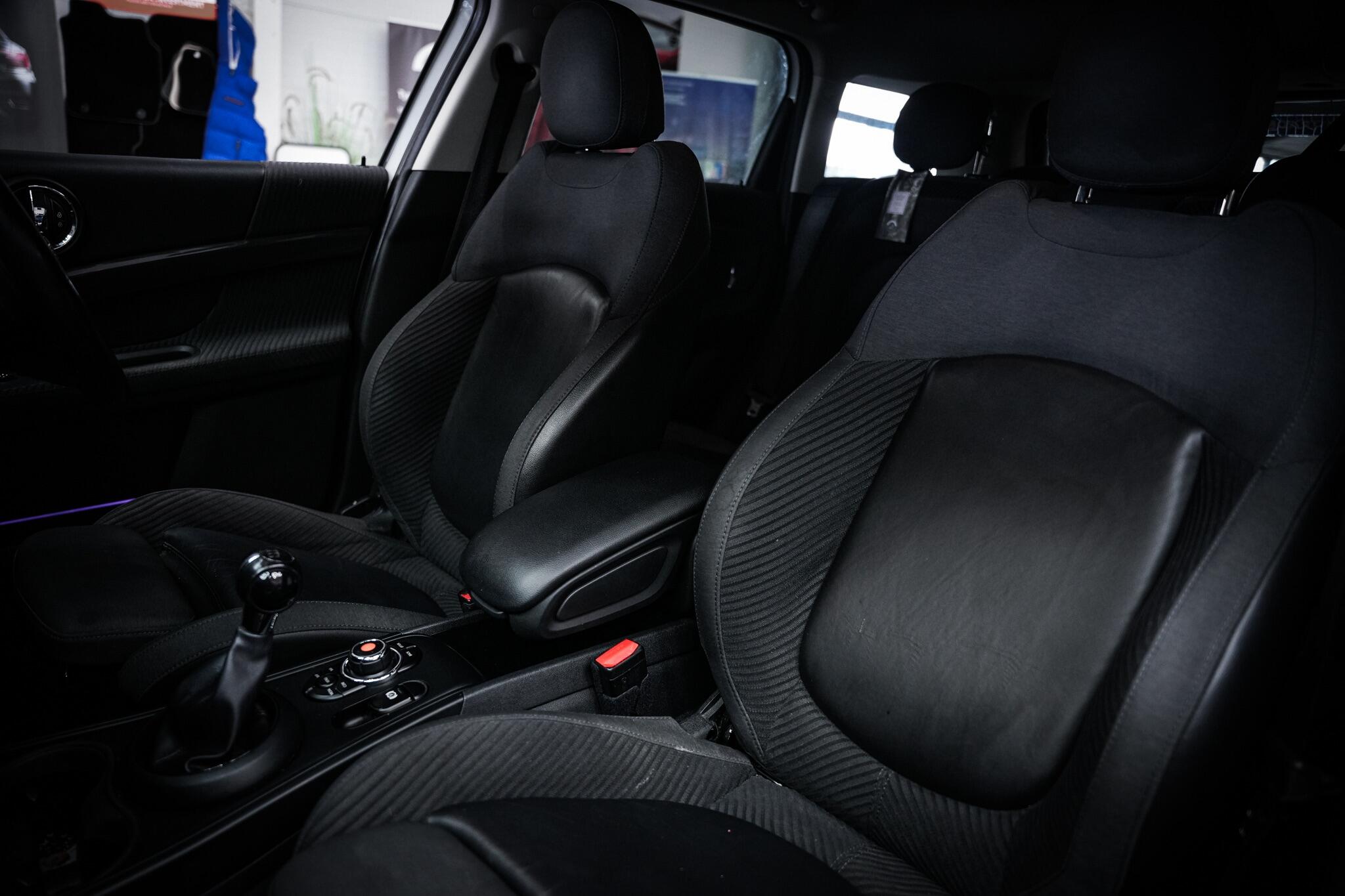 Mini Countryman view 23