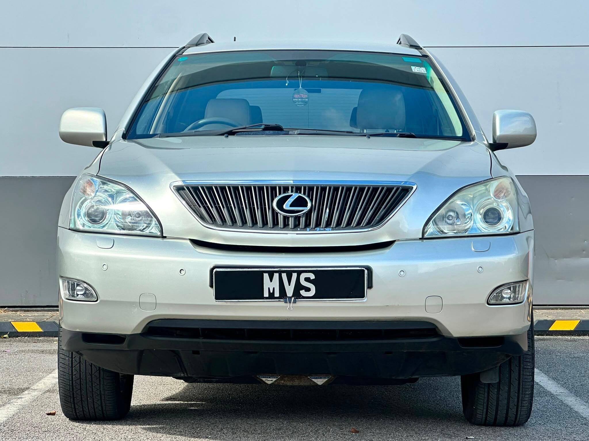 Lexus RX view 3