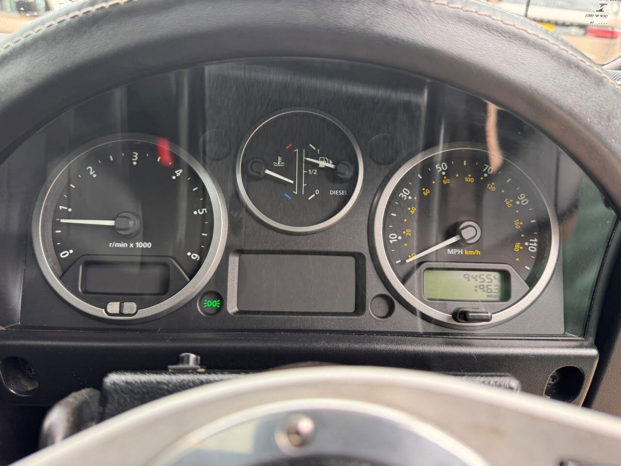 Land Rover Defender view 12