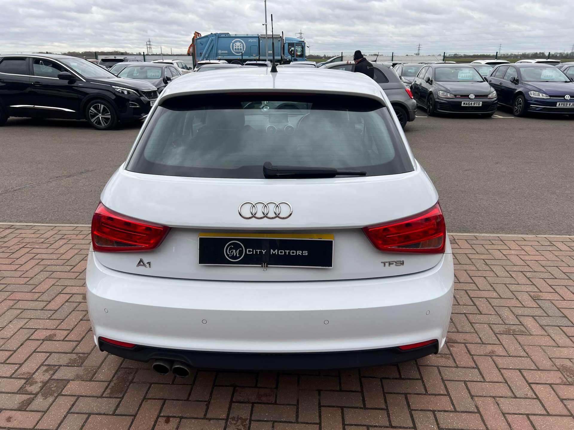 Audi A1 view 9
