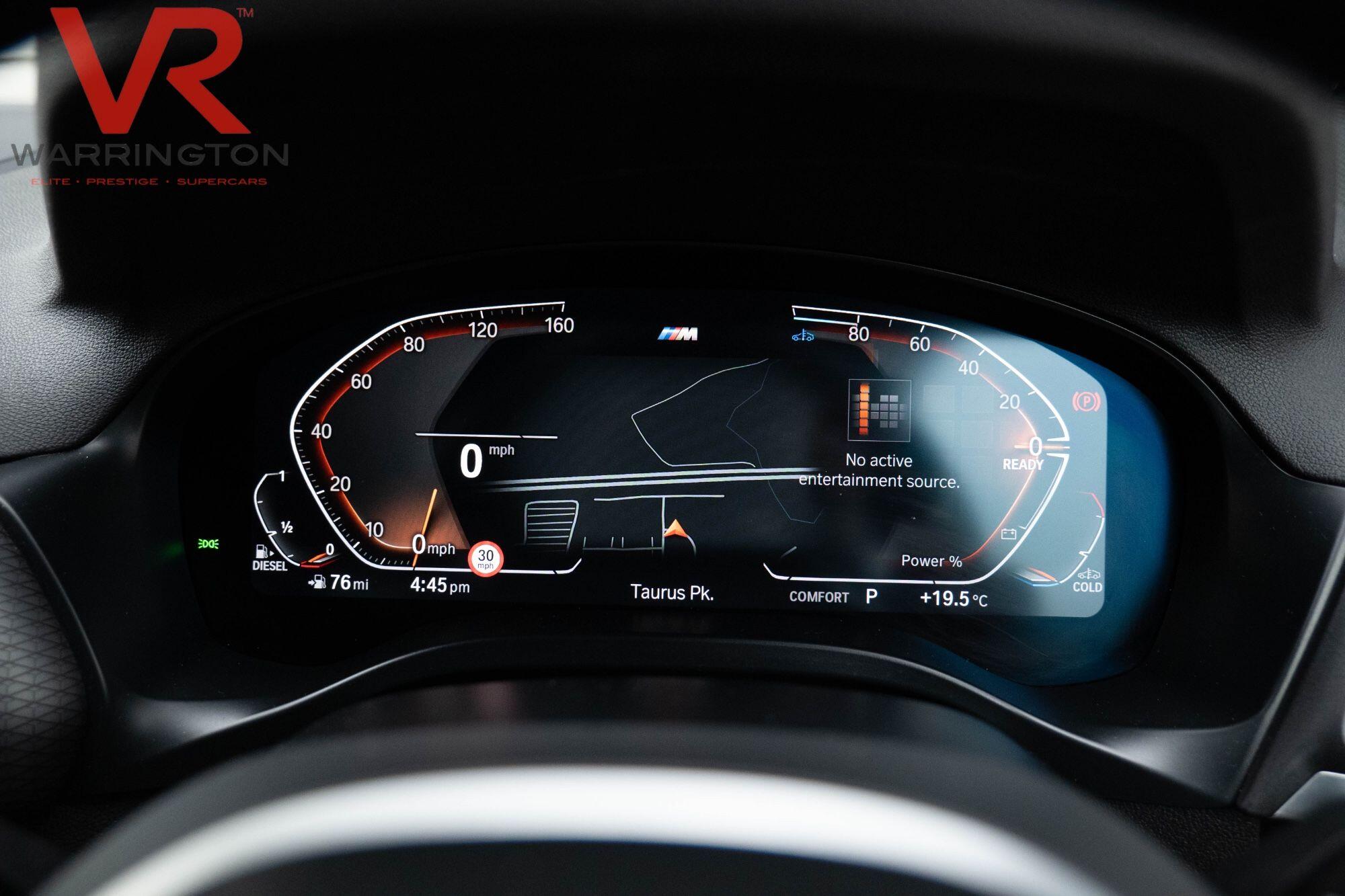 BMW X4 view 11