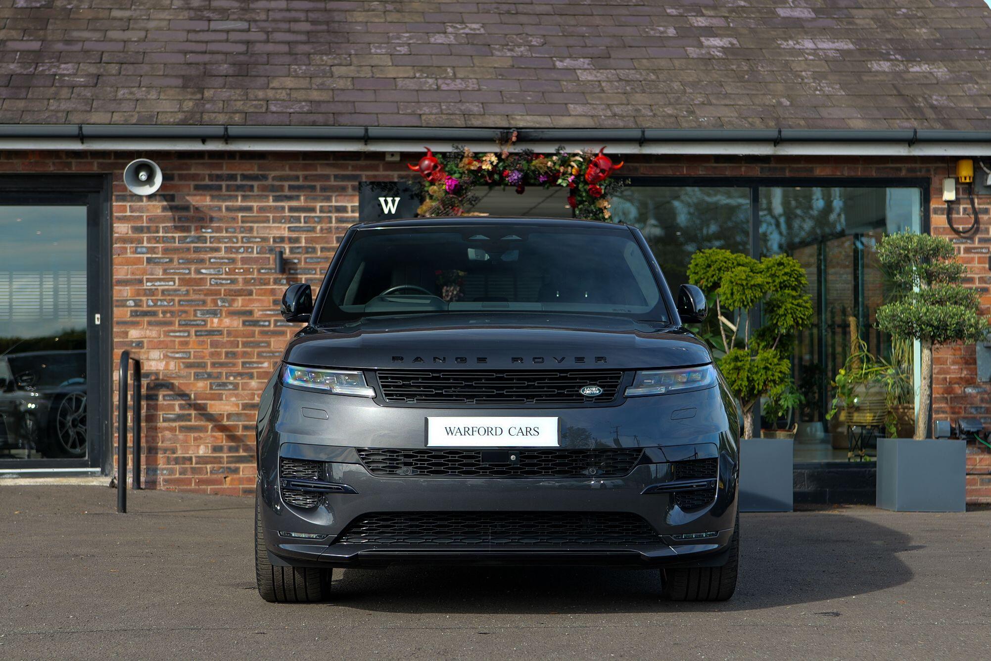 Land Rover Range Rover Sport view 2