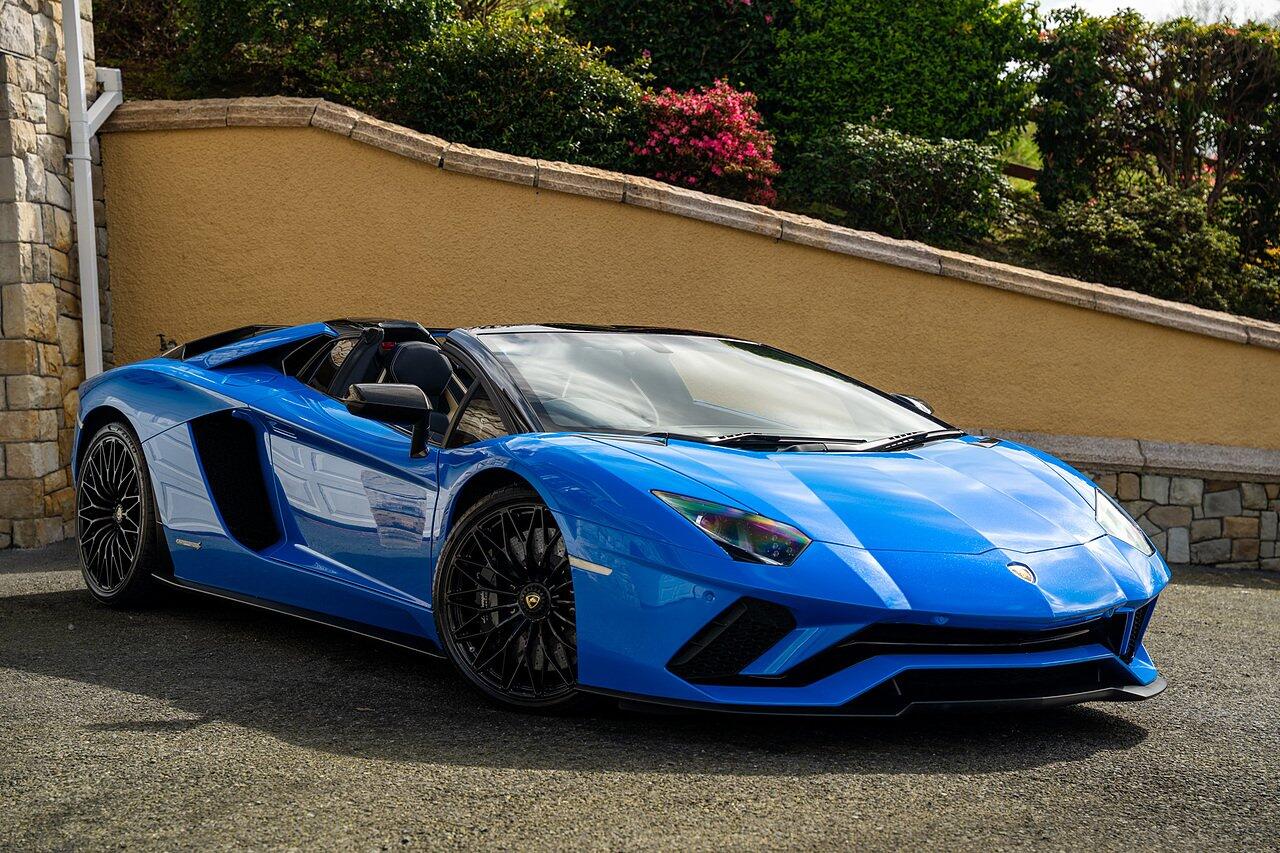 Lamborghini Aventador view 30