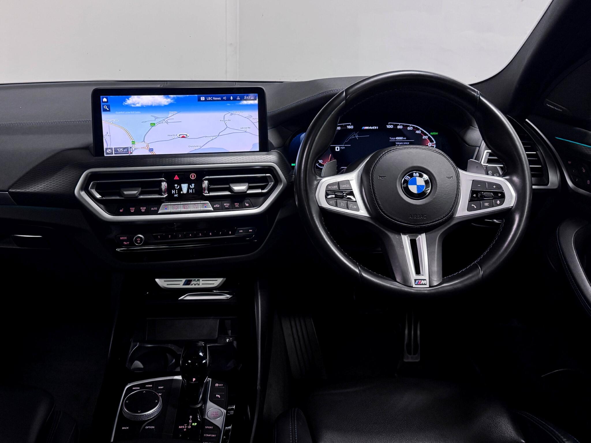 BMW X3 view 16