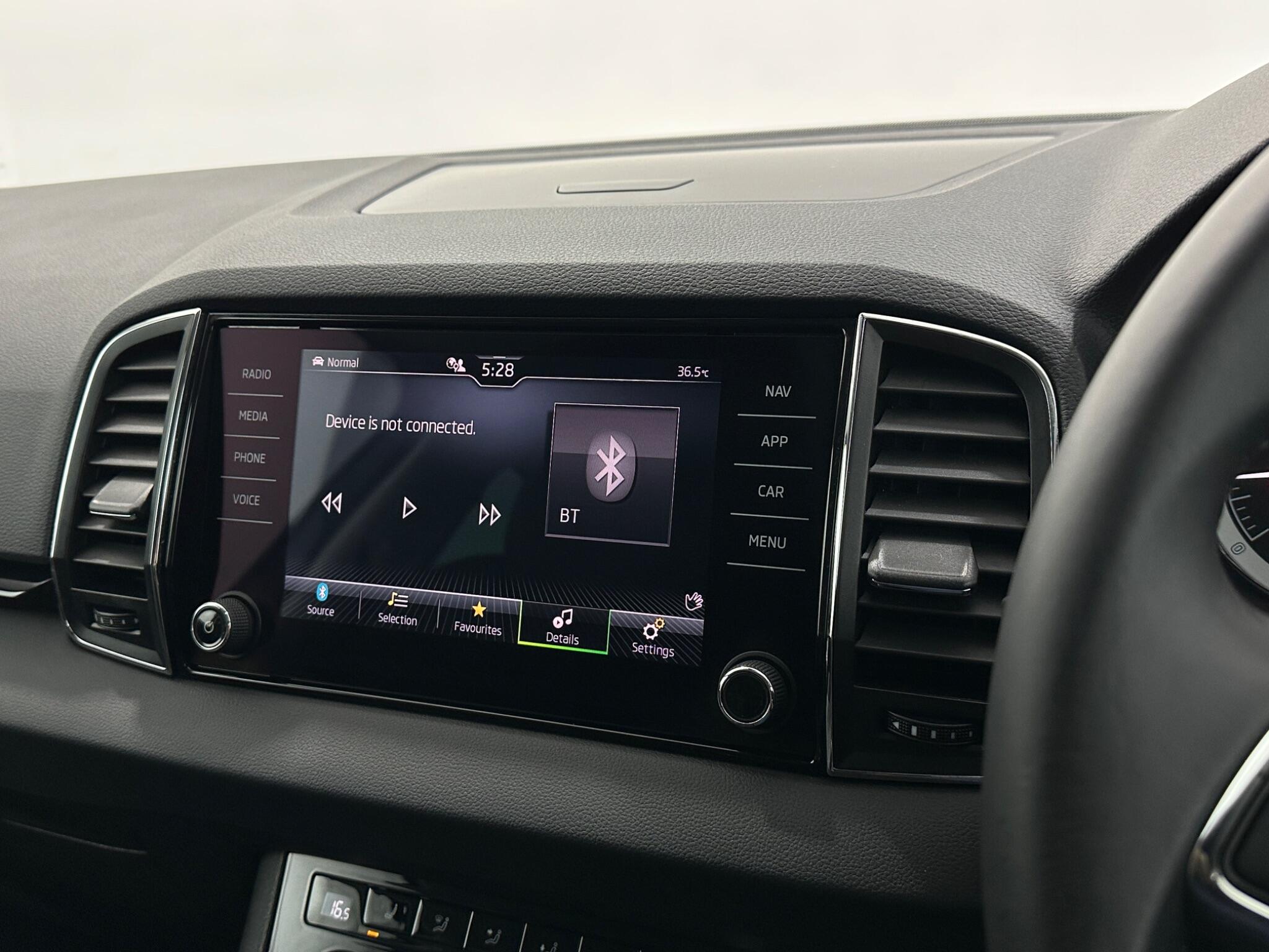 Skoda Karoq view 25