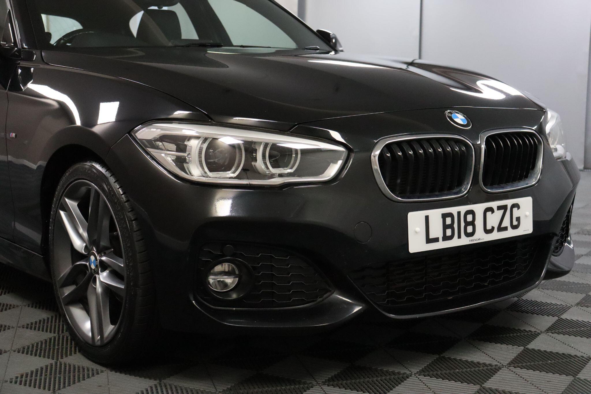 BMW 1 Series view 24