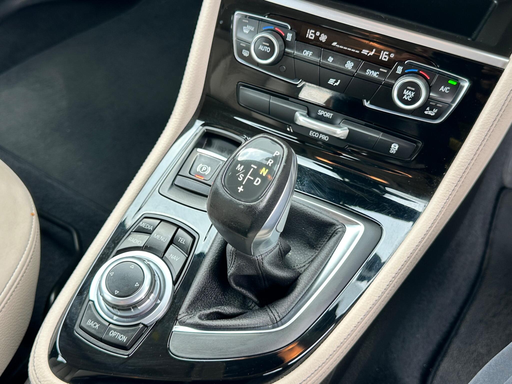 BMW 2 Series Active Tourer view 20