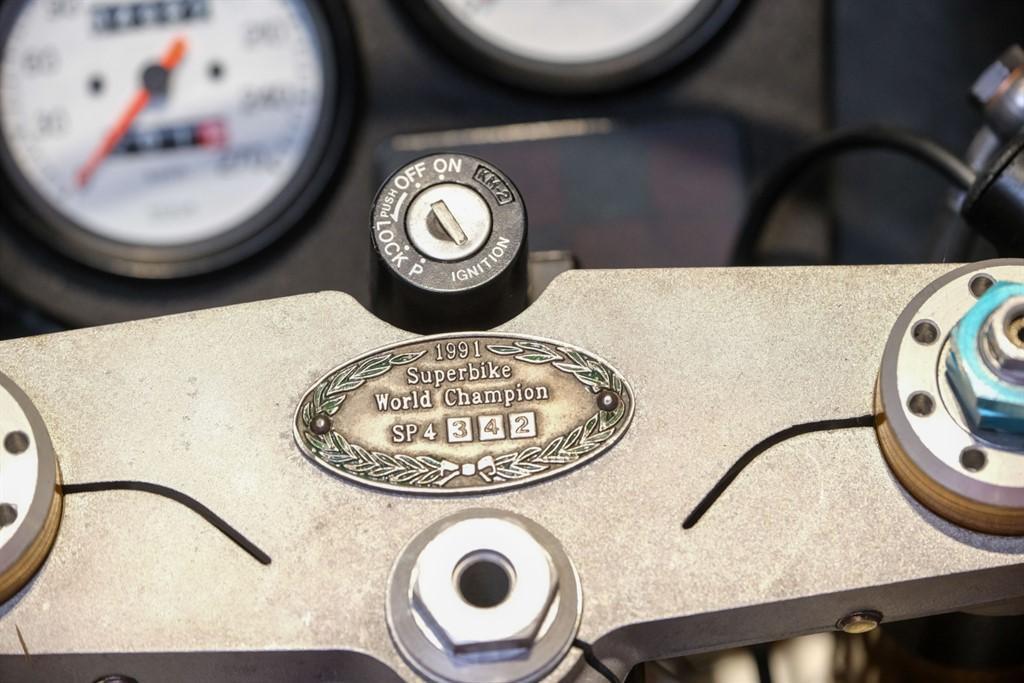 Ducati 888 view 15