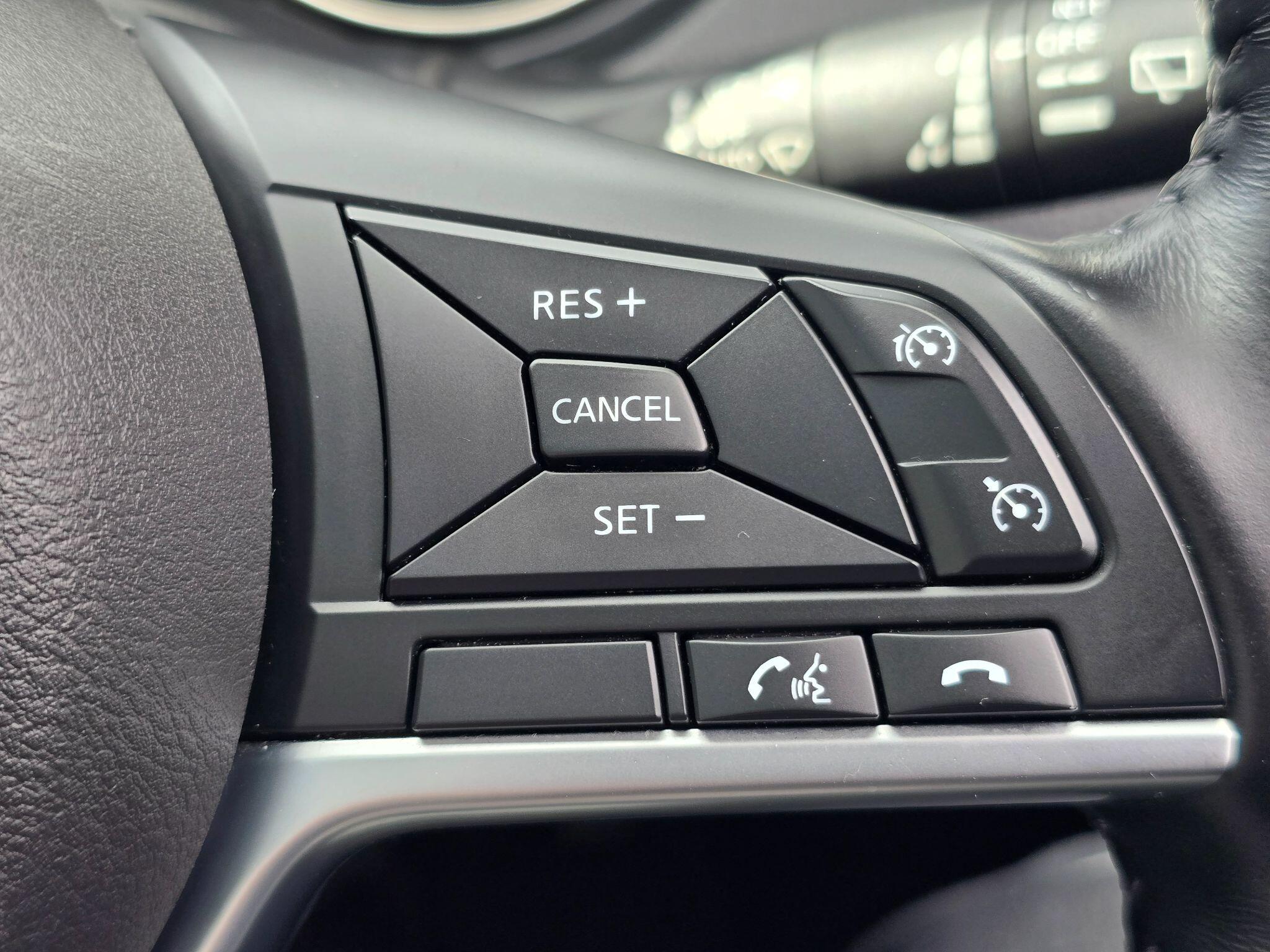 Nissan X-Trail view 8