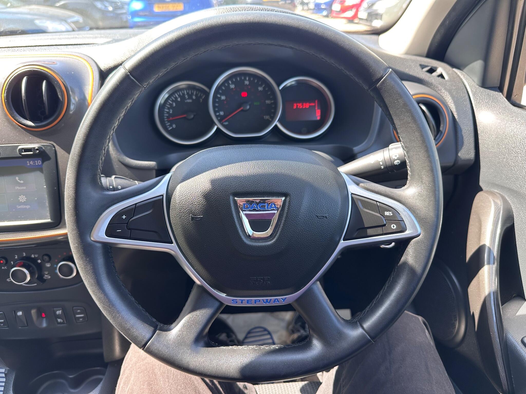 Dacia Sandero view 27