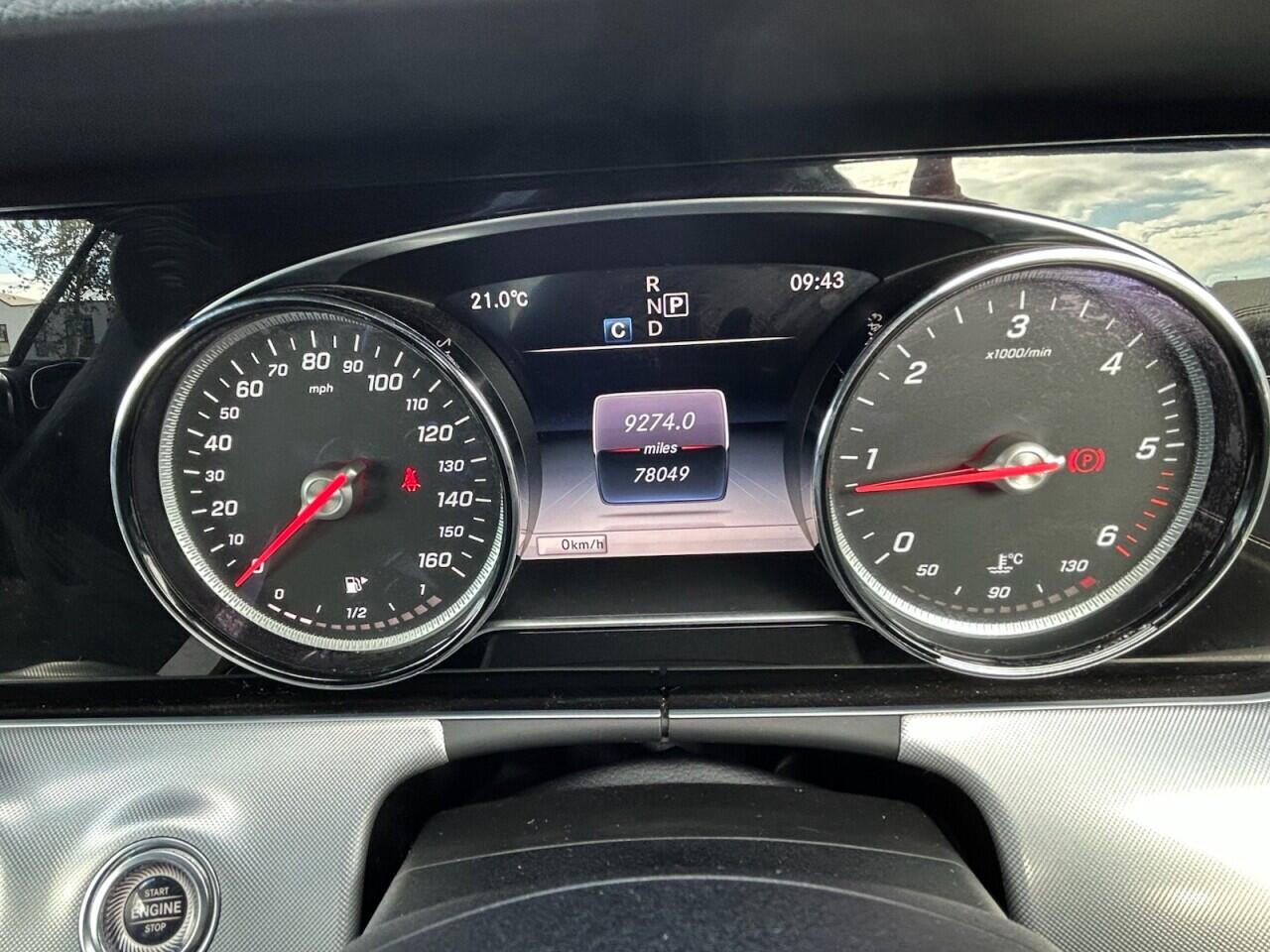Mercedes-Benz E-Class view 34