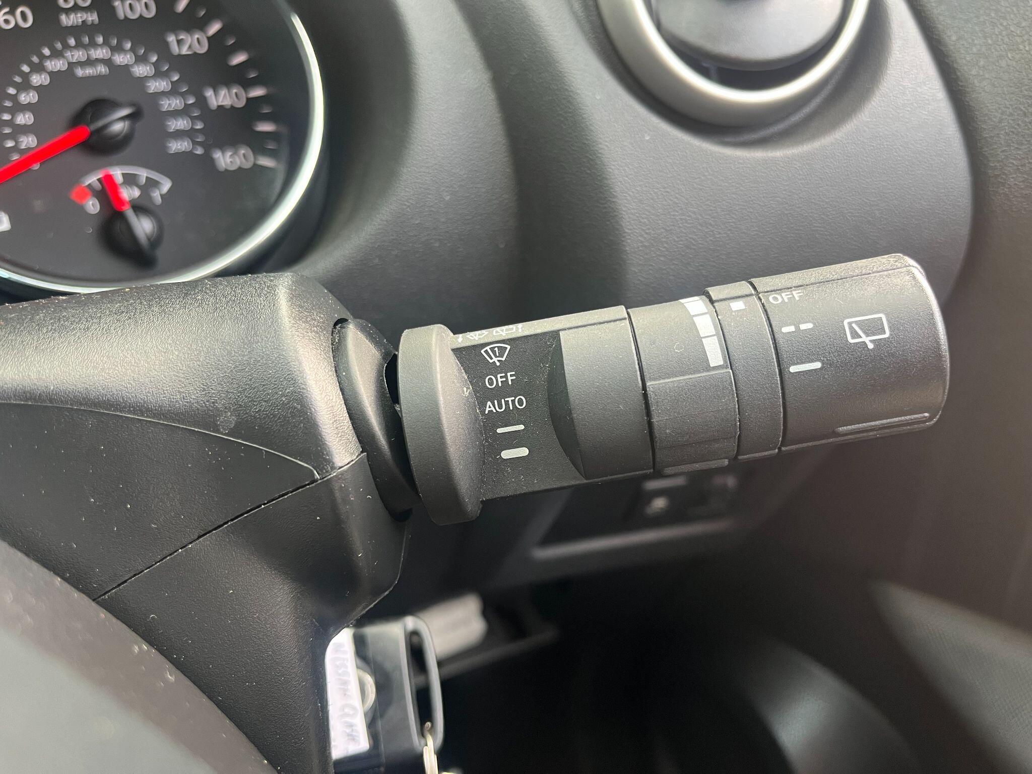 Nissan Qashqai view 25
