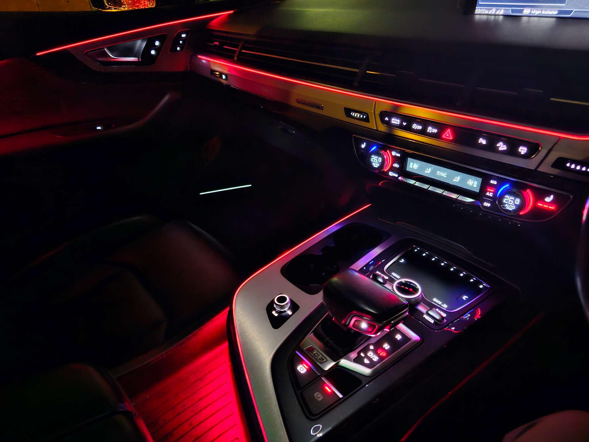 Audi SQ7 view 20