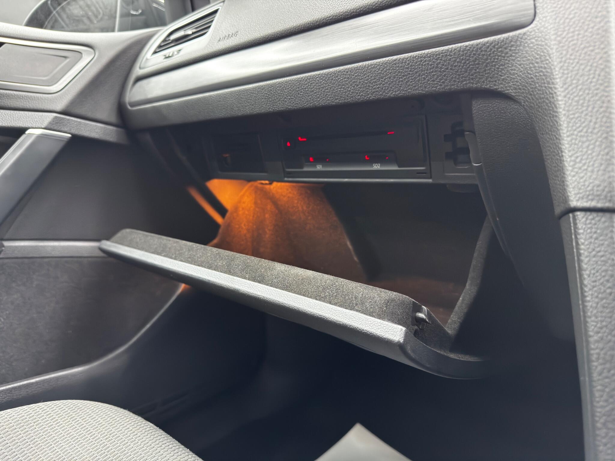 Volkswagen Golf view 36