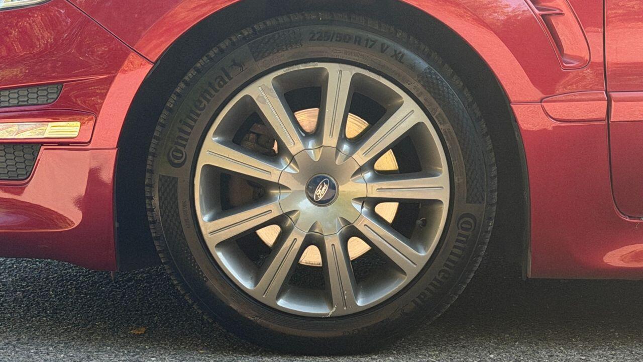 Ford S-Max view 35