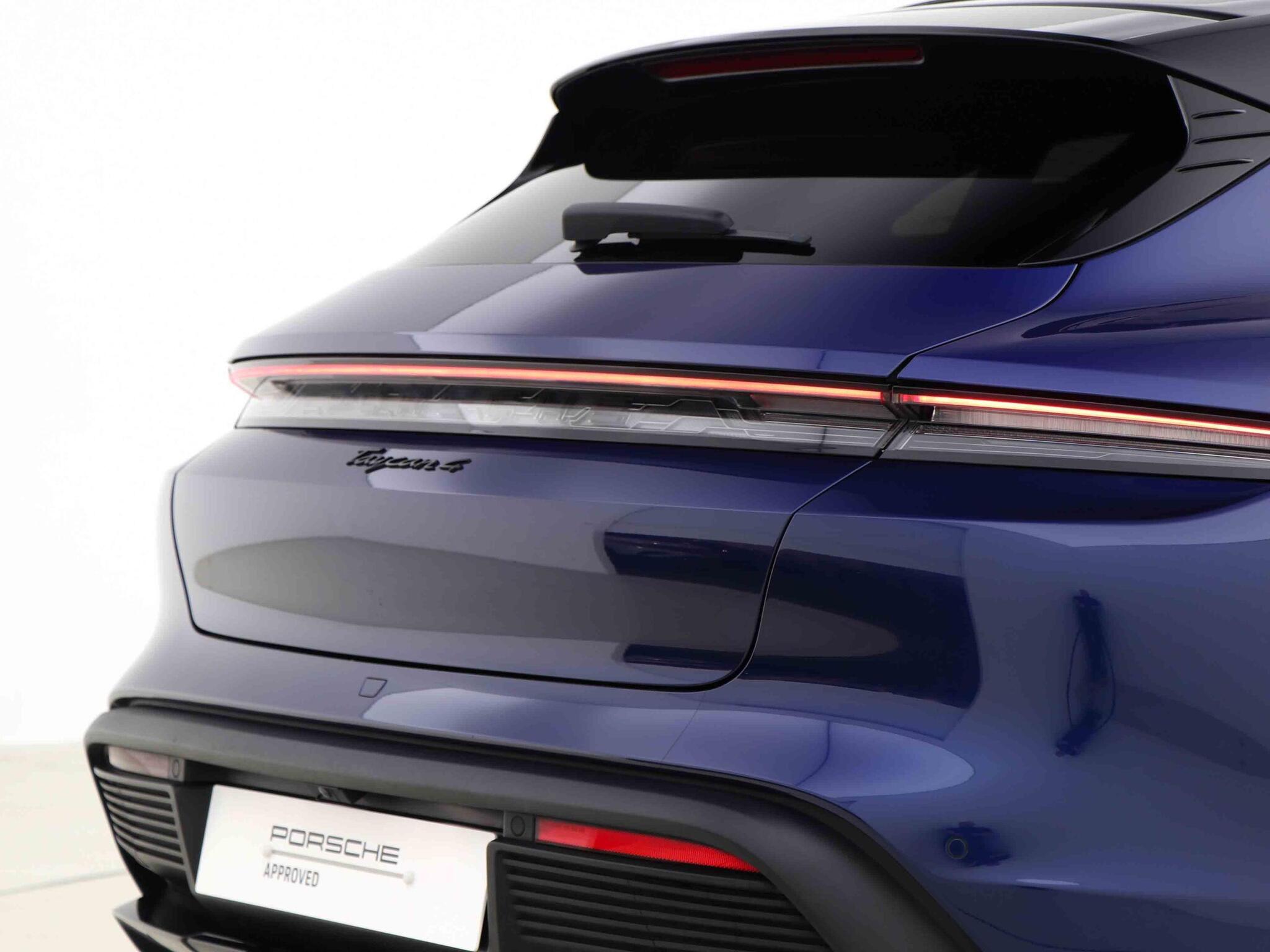 Porsche Taycan view 19
