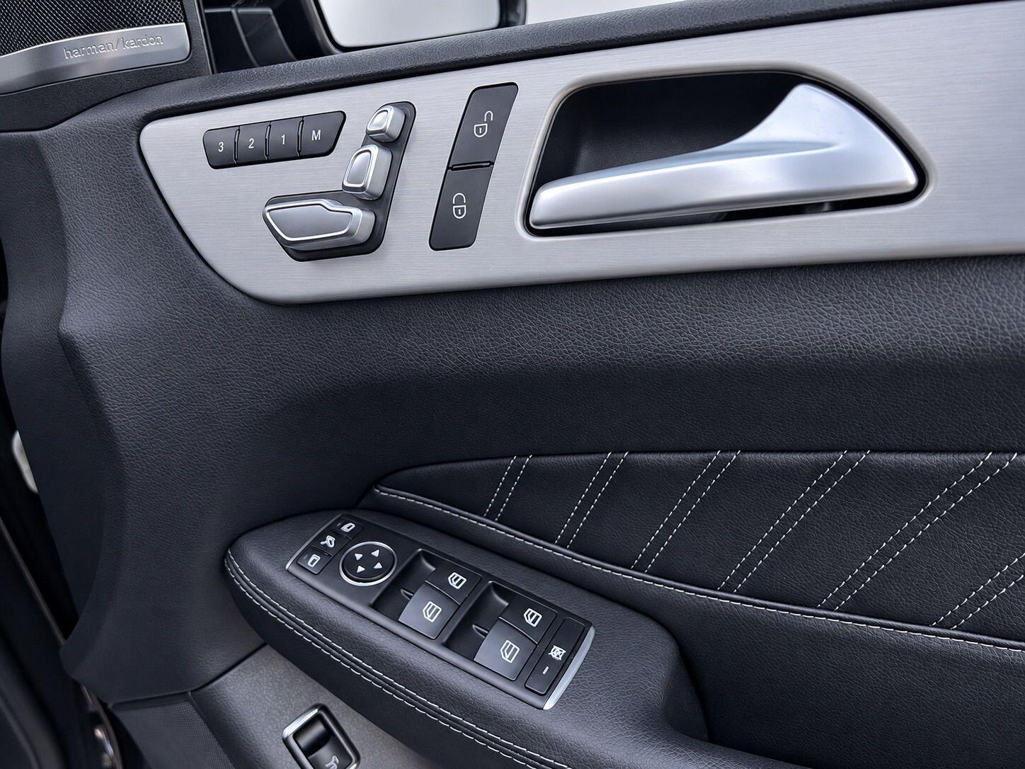 Mercedes-Benz Gle view 19