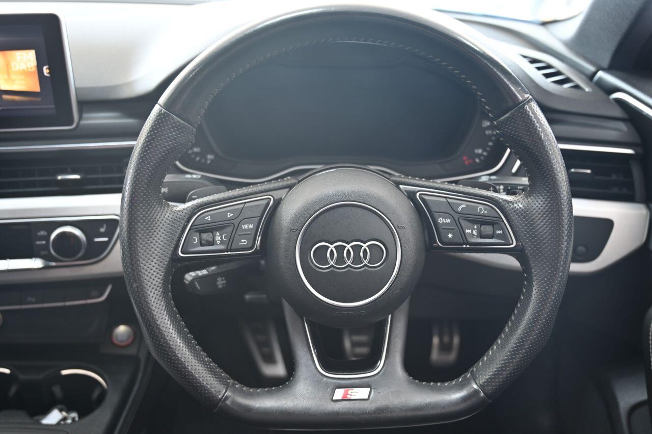 Audi S4 Avant view 20
