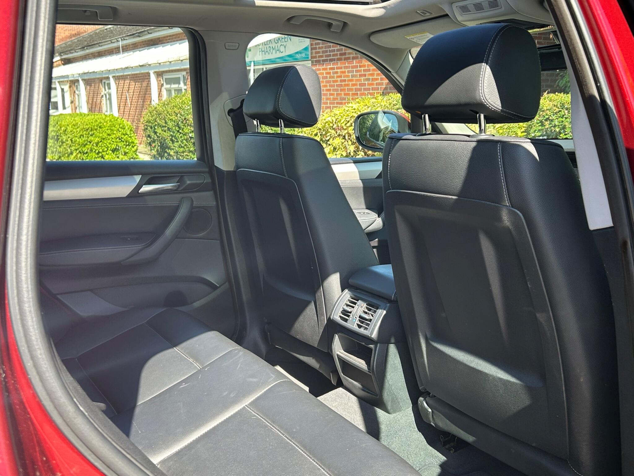 BMW X3 view 24