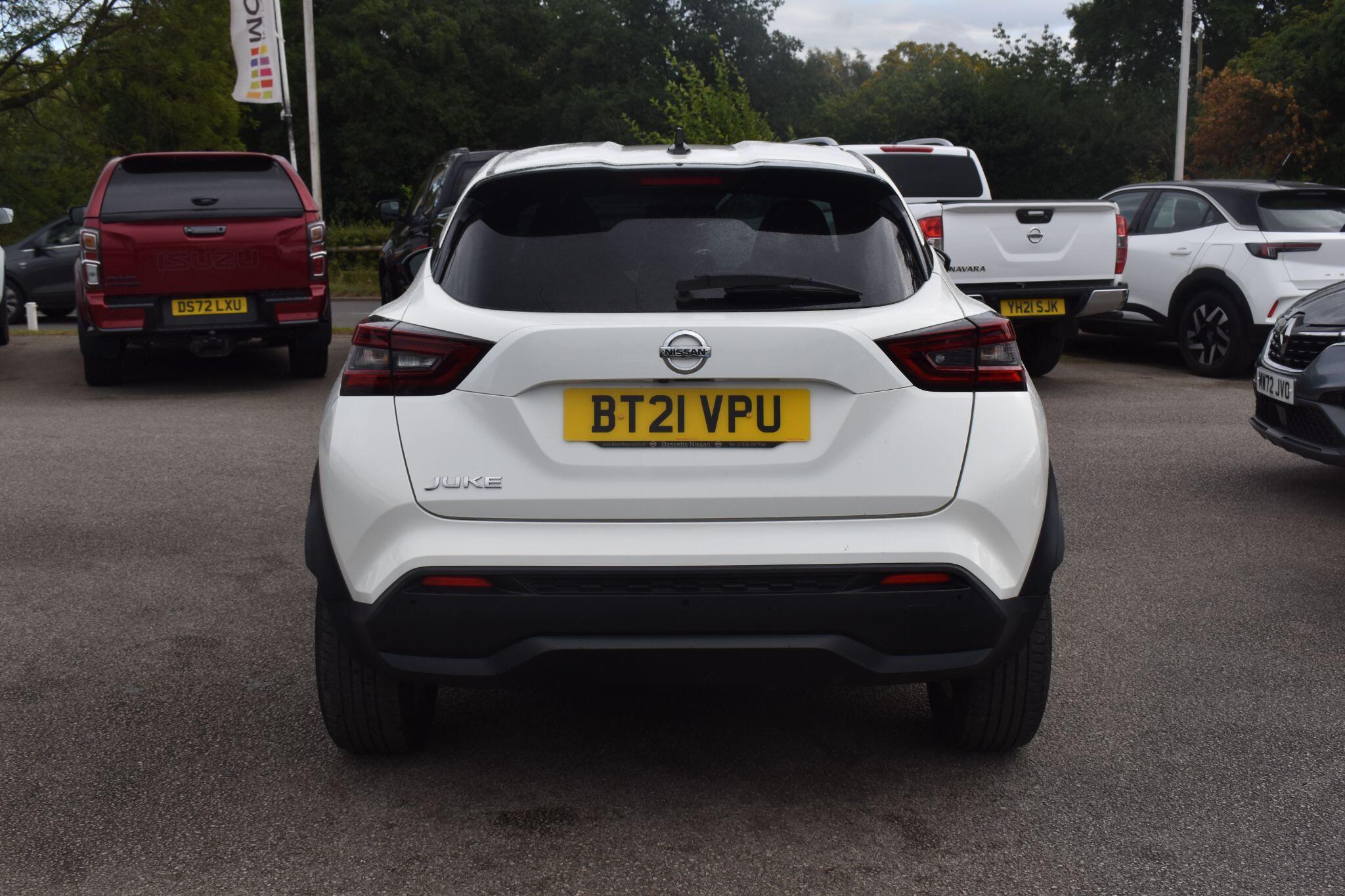 Juke - 1.0 DIG-T N-Connecta DCT Auto Euro 6 (s/s) 5dr - Image 10