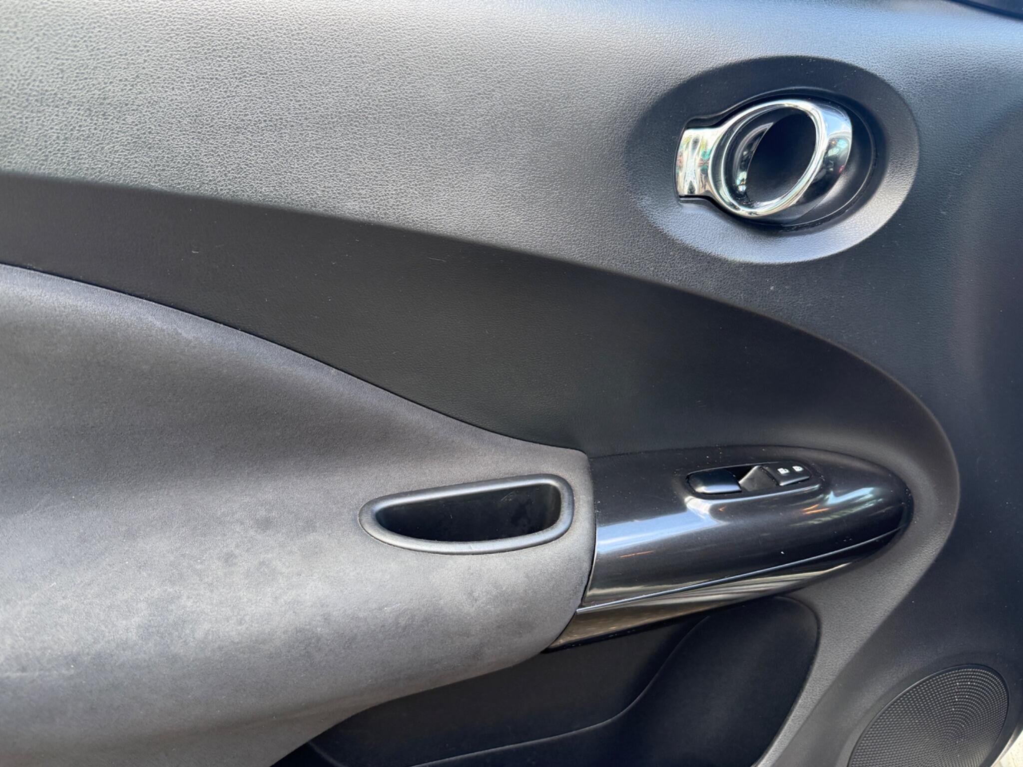 2015 Nissan Juke image 39