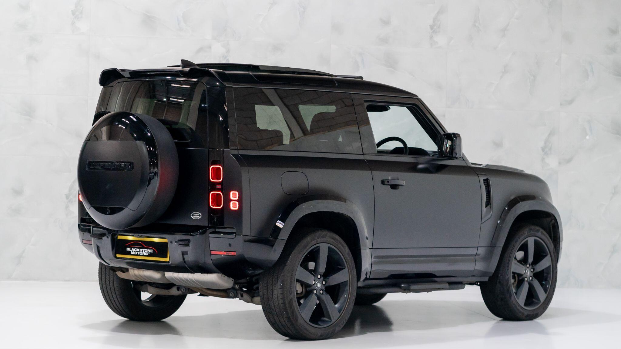Land Rover Defender view 7