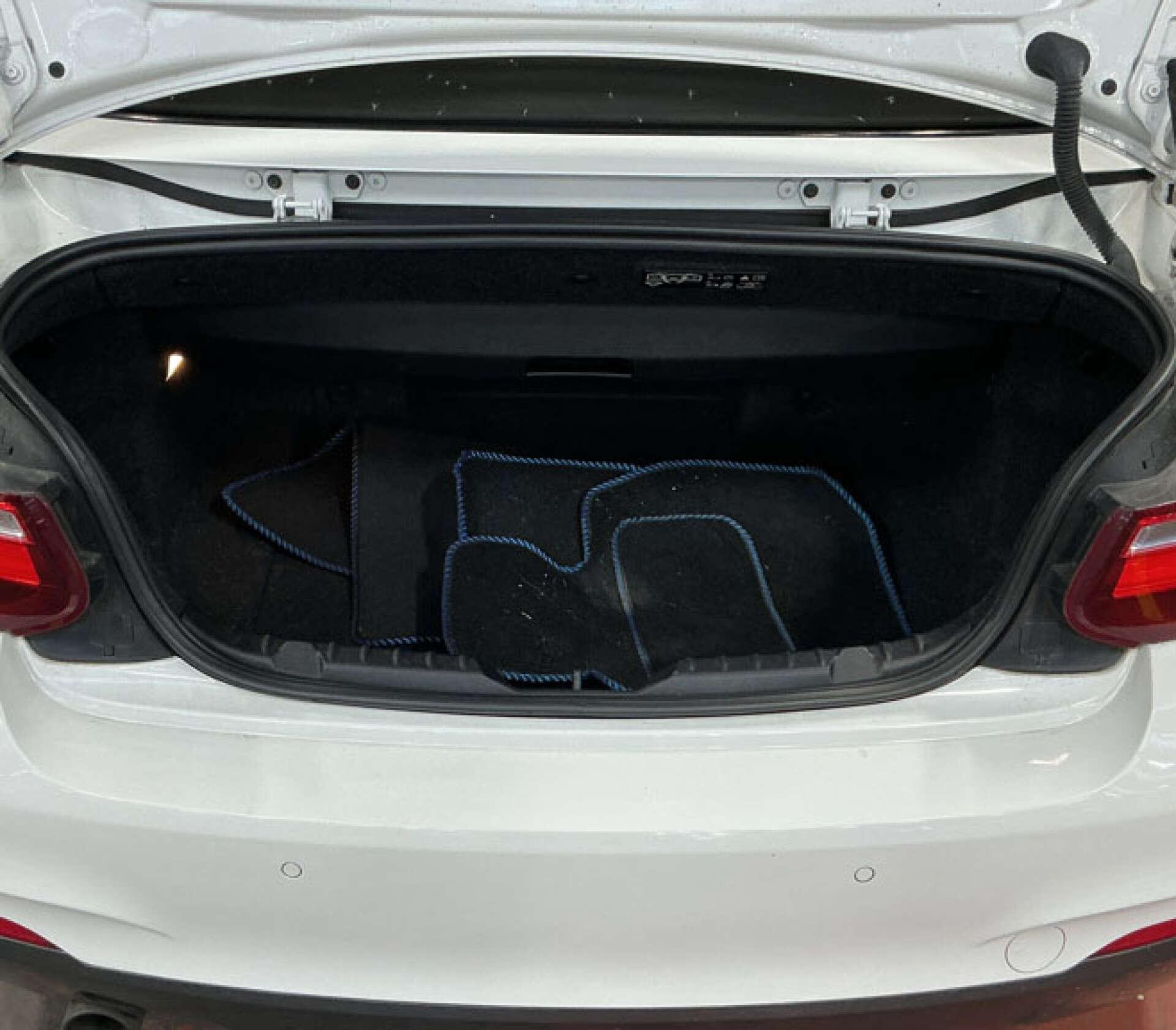BMW 2 Series view 6