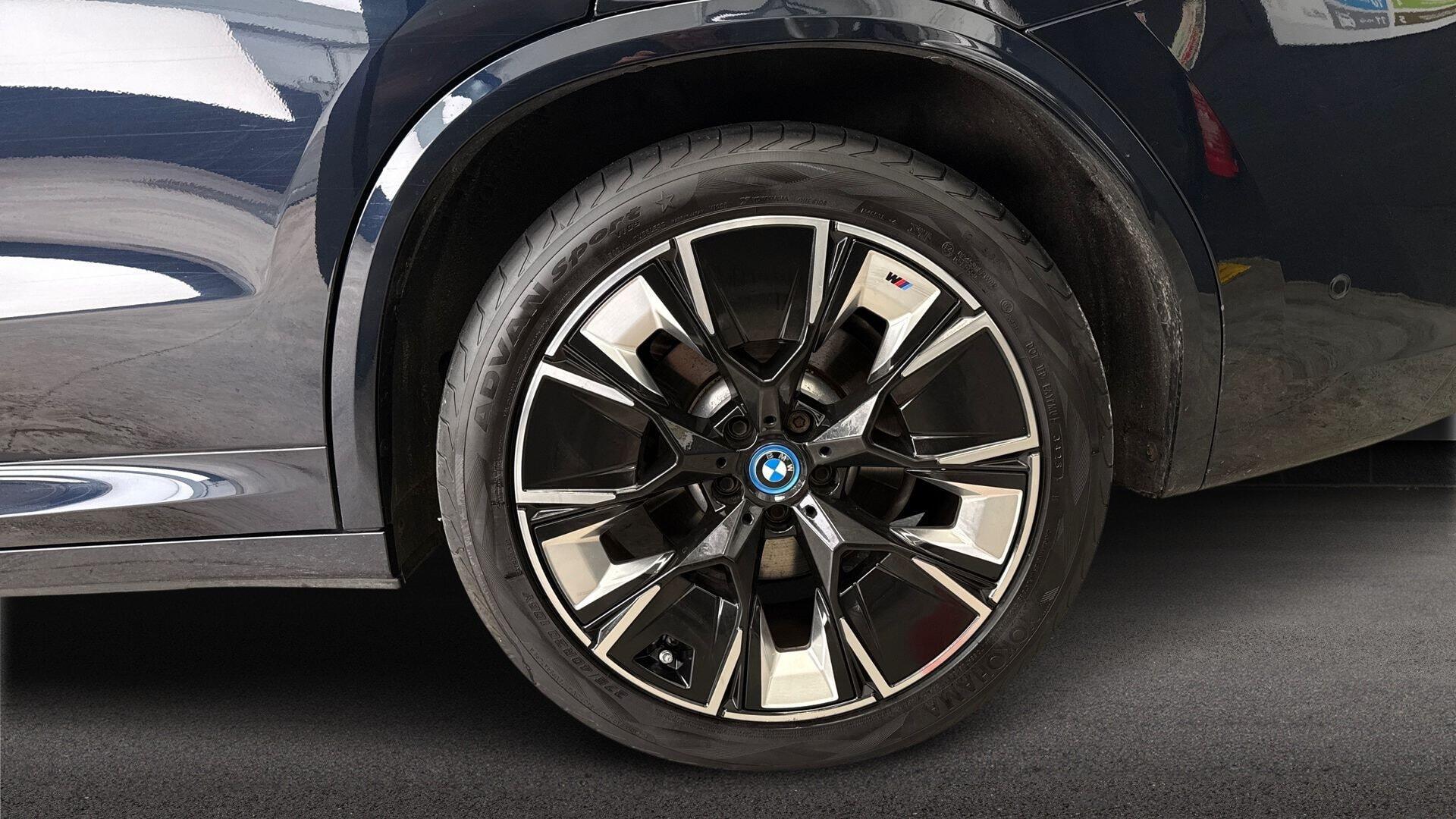 BMW Ix3 view 14