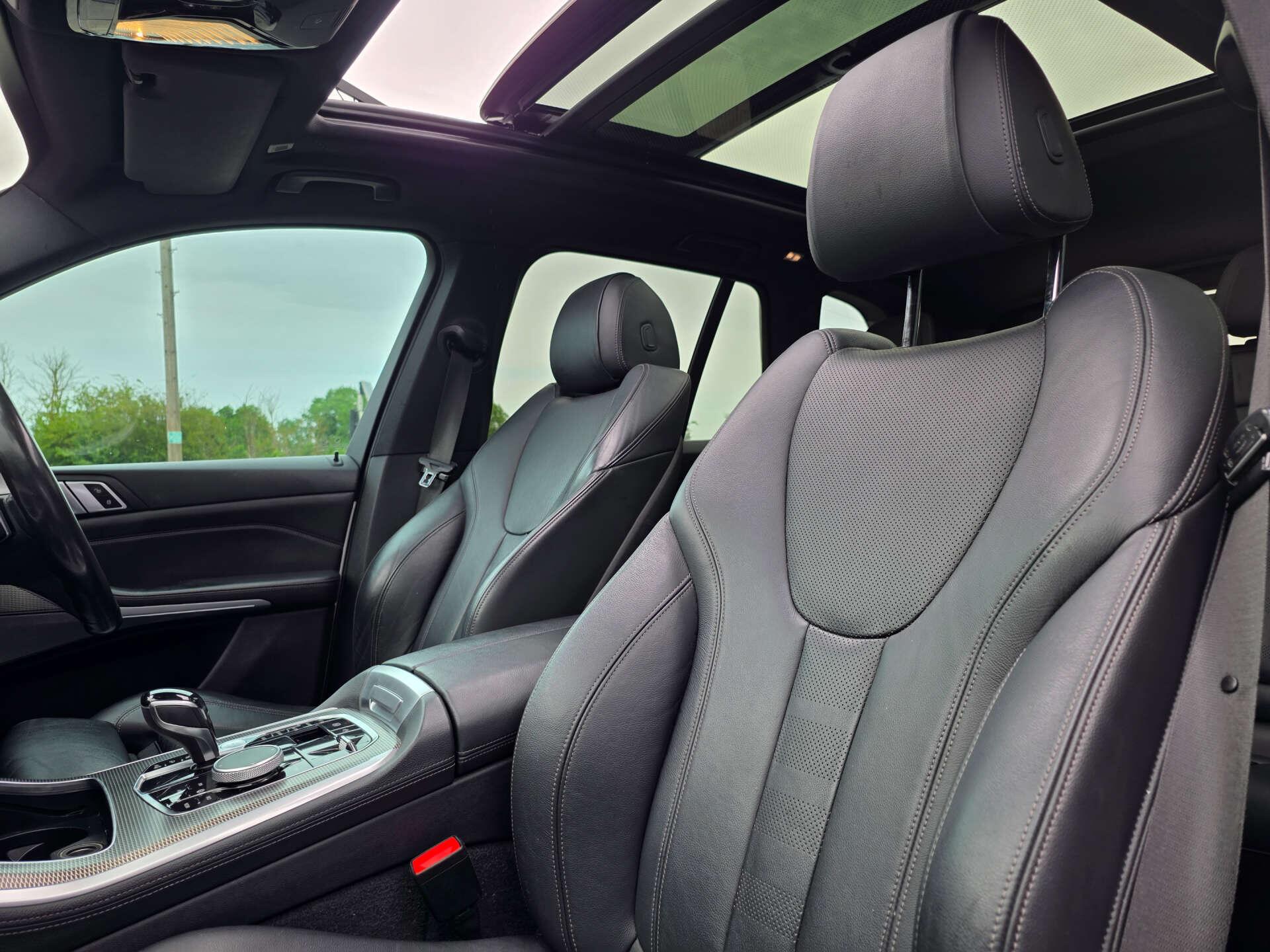 BMW X5 view 17