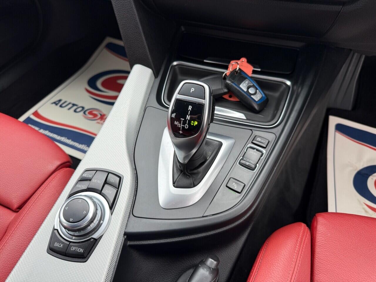 BMW 3 Series view 13
