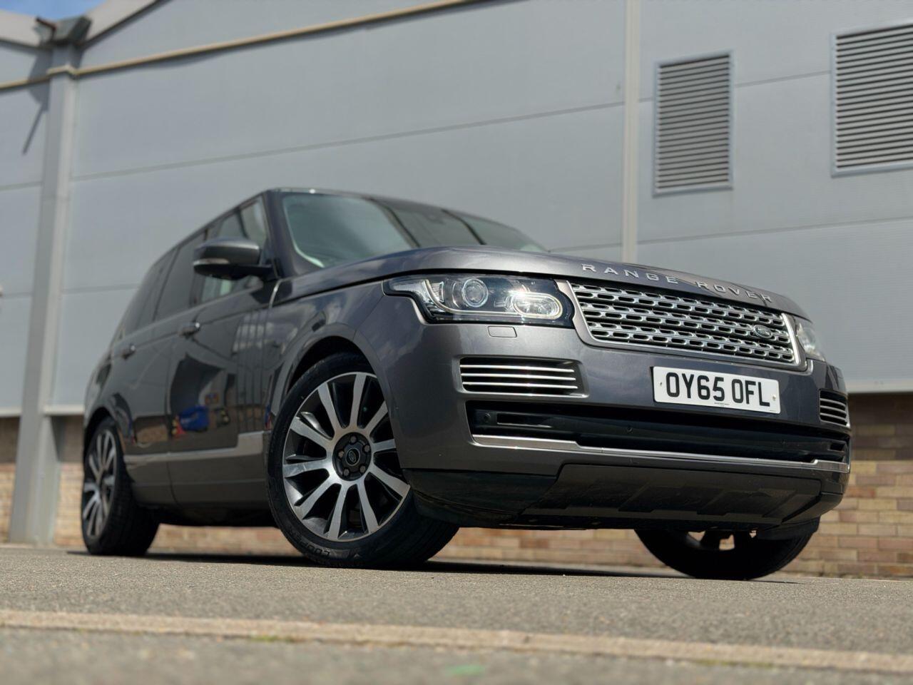 Land Rover Range Rover view 13