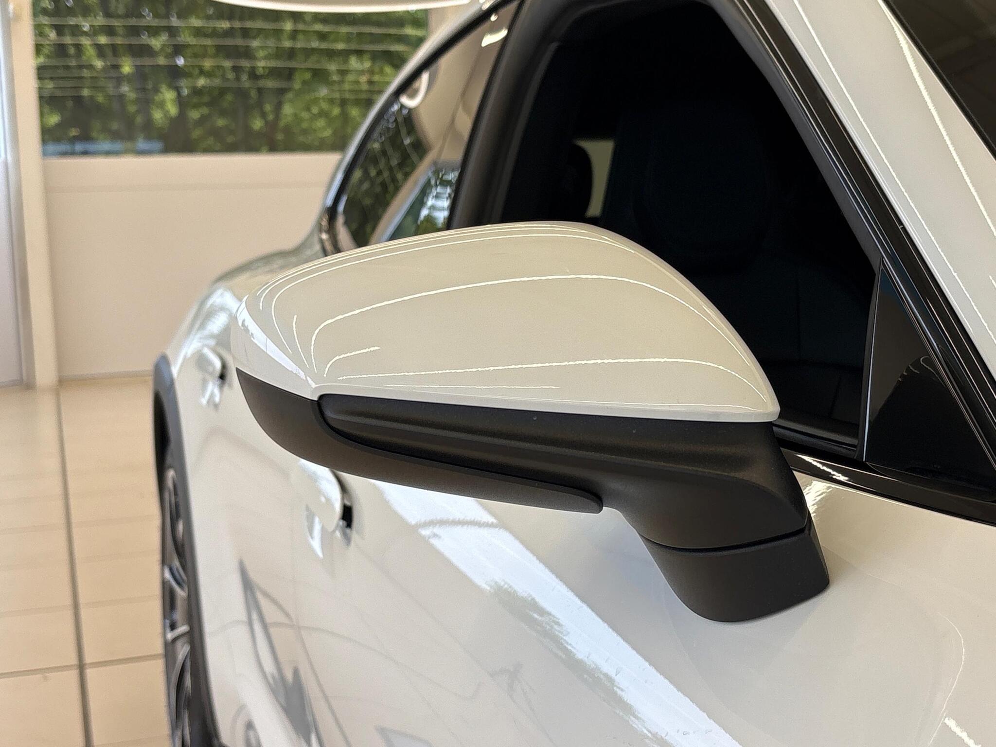 Porsche Taycan view 22