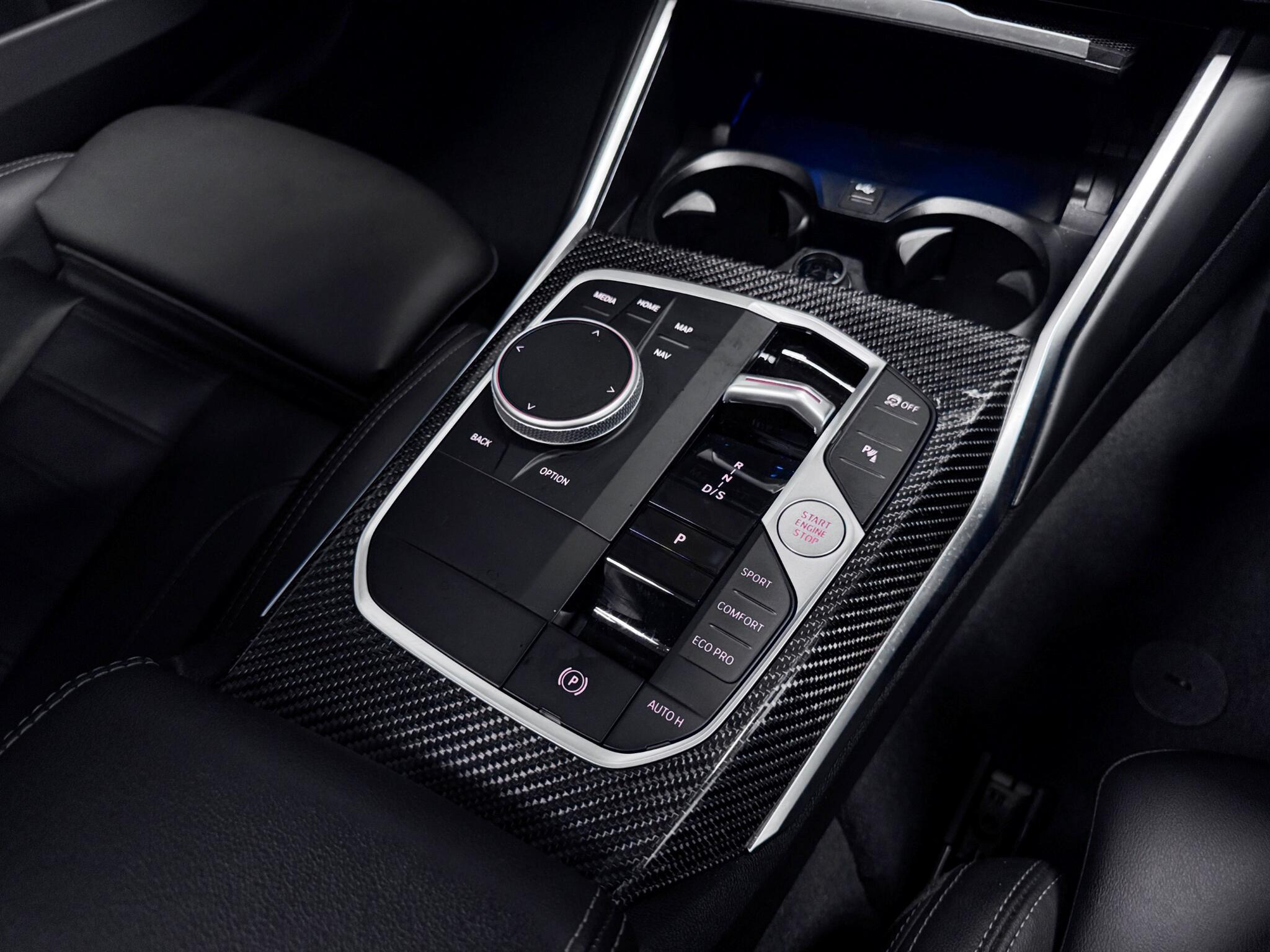 BMW 3 Series view 40