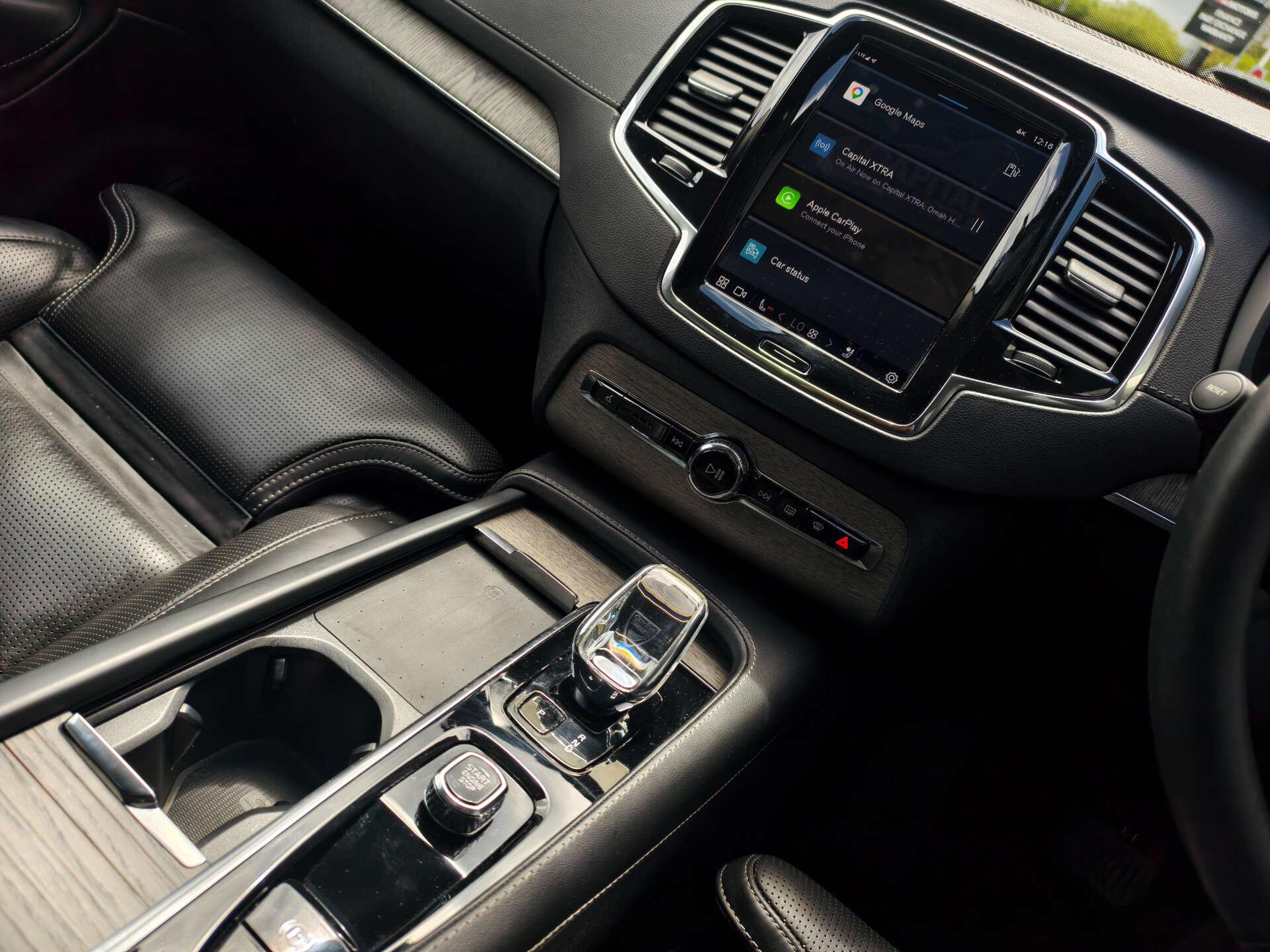 Volvo XC90 view 34
