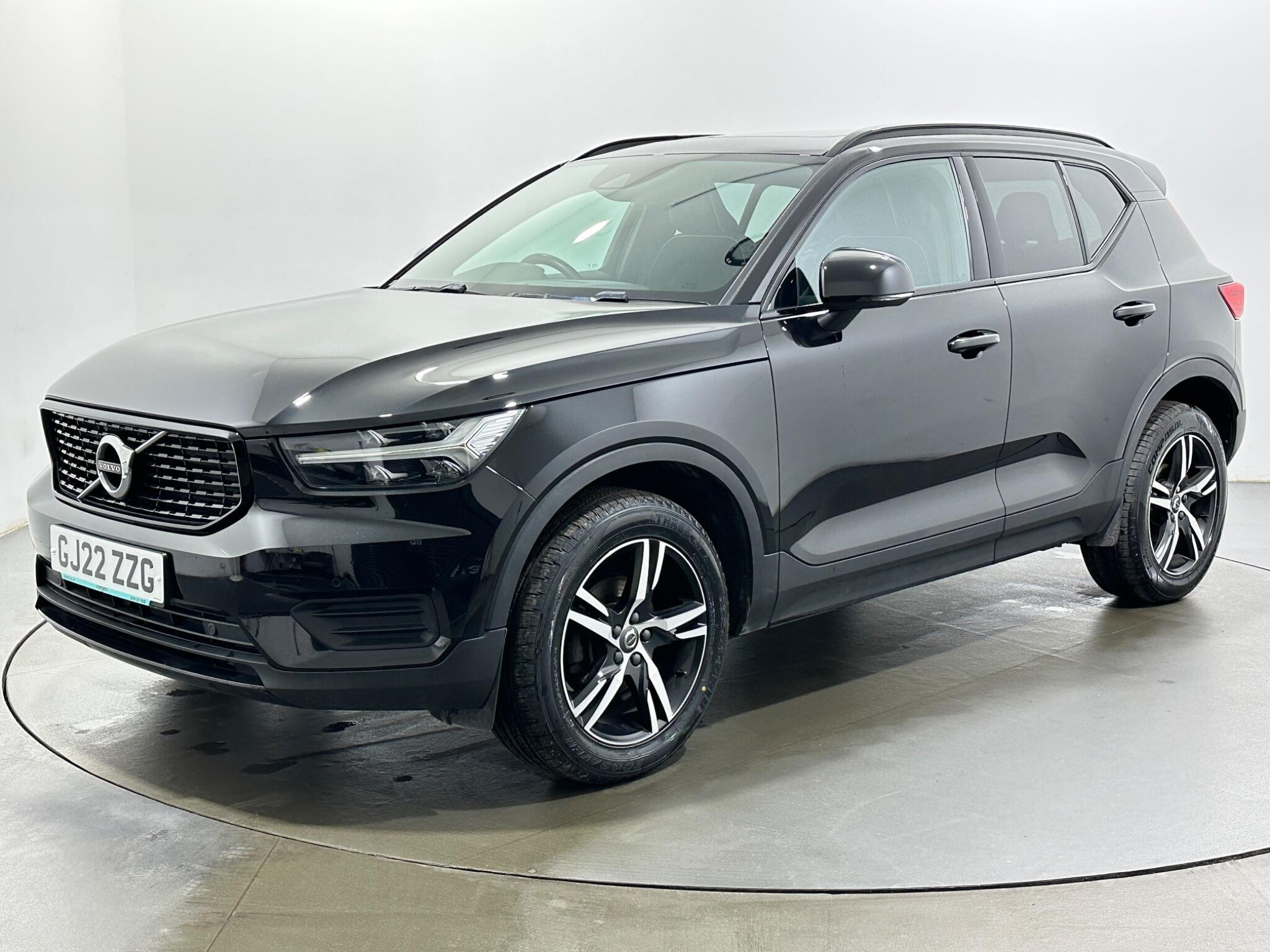 Volvo XC40 view 4