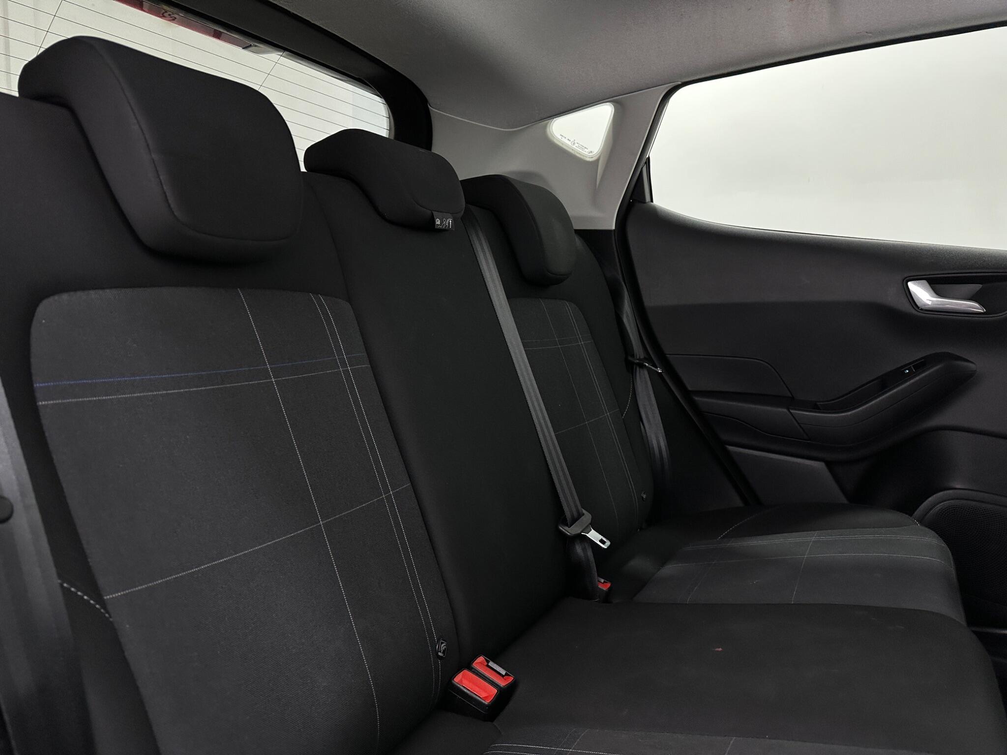 Ford Fiesta view 40