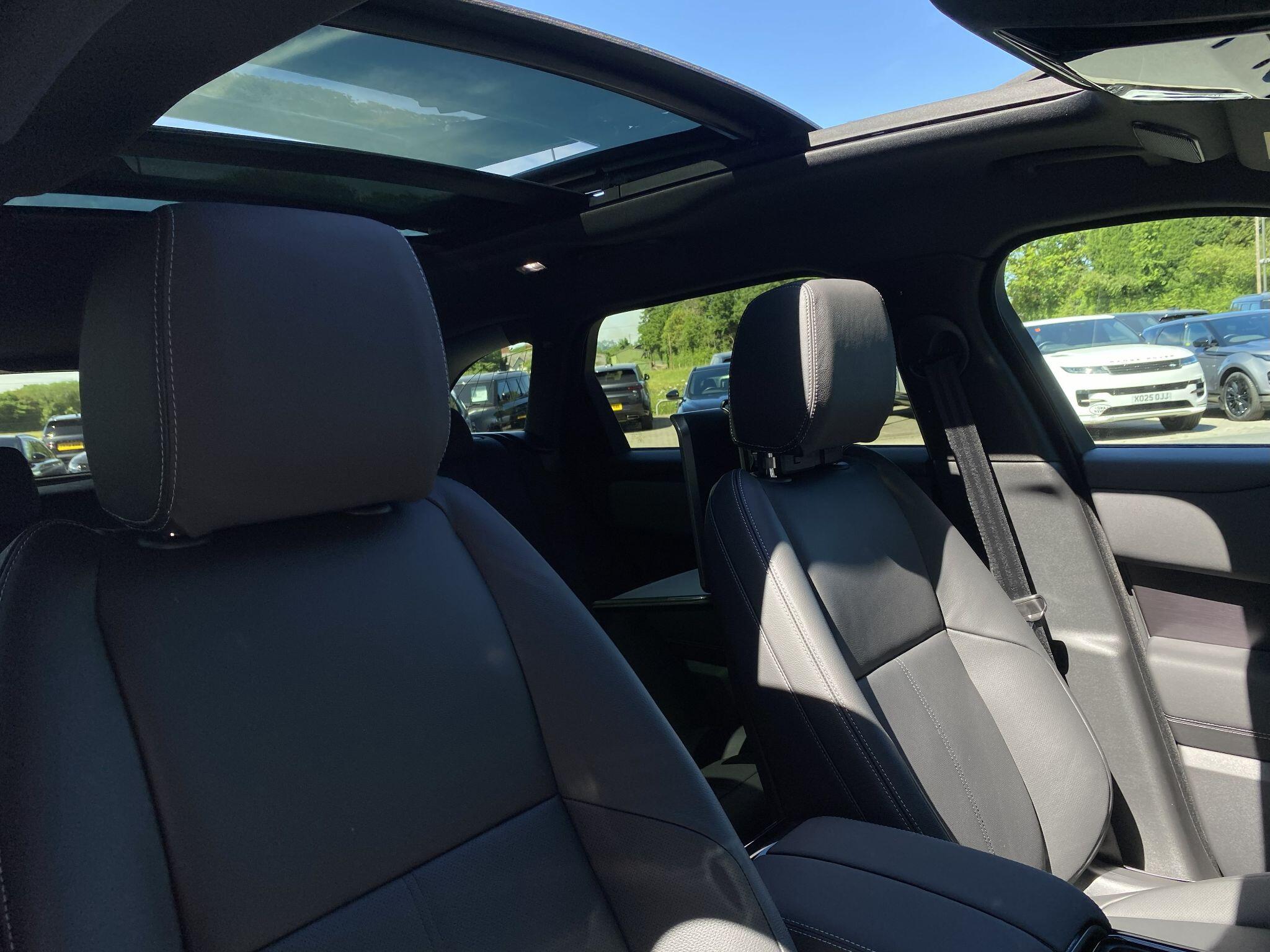 Land Rover Range Rover Velar view 13