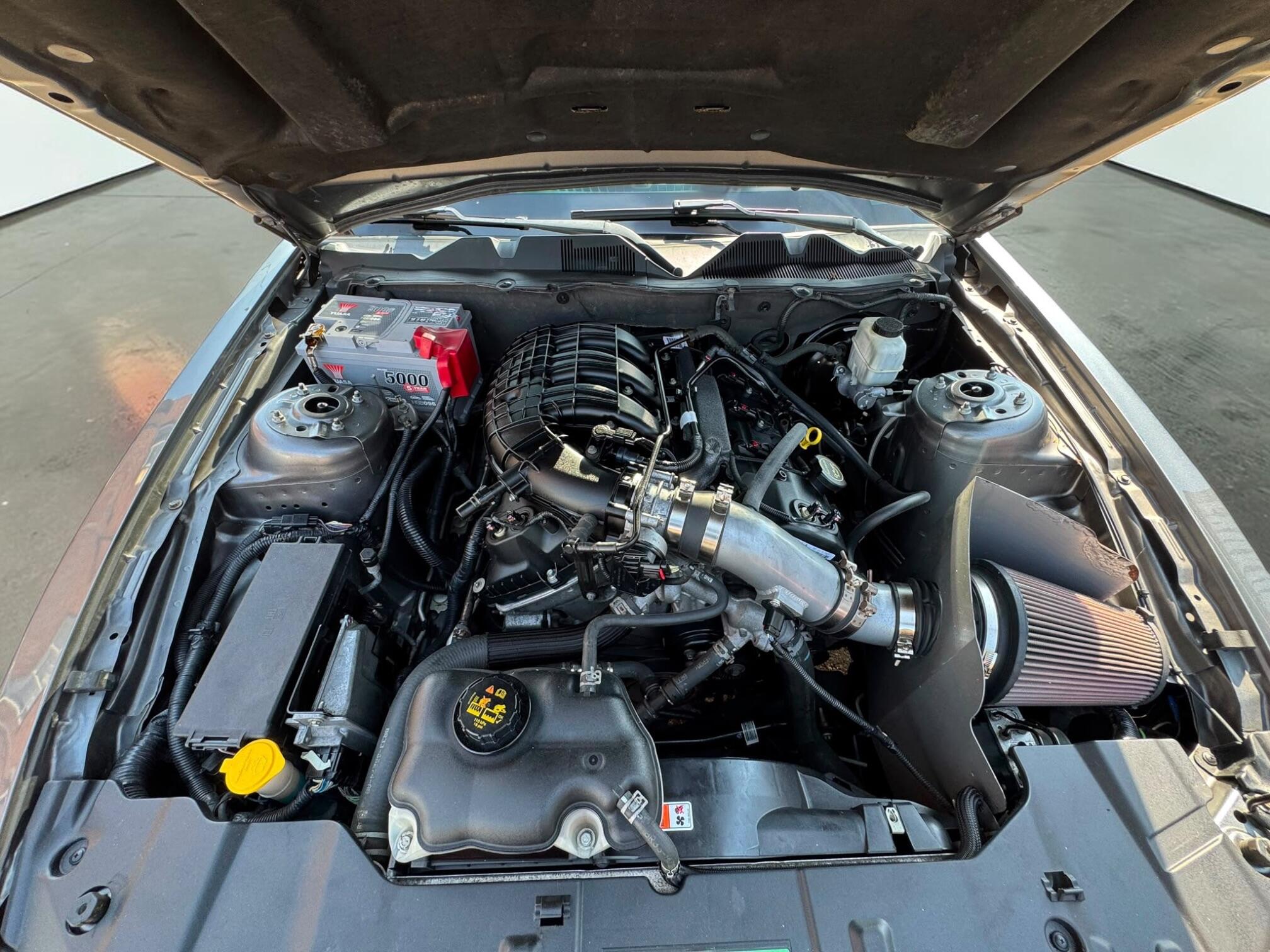 Ford Mustang view 19
