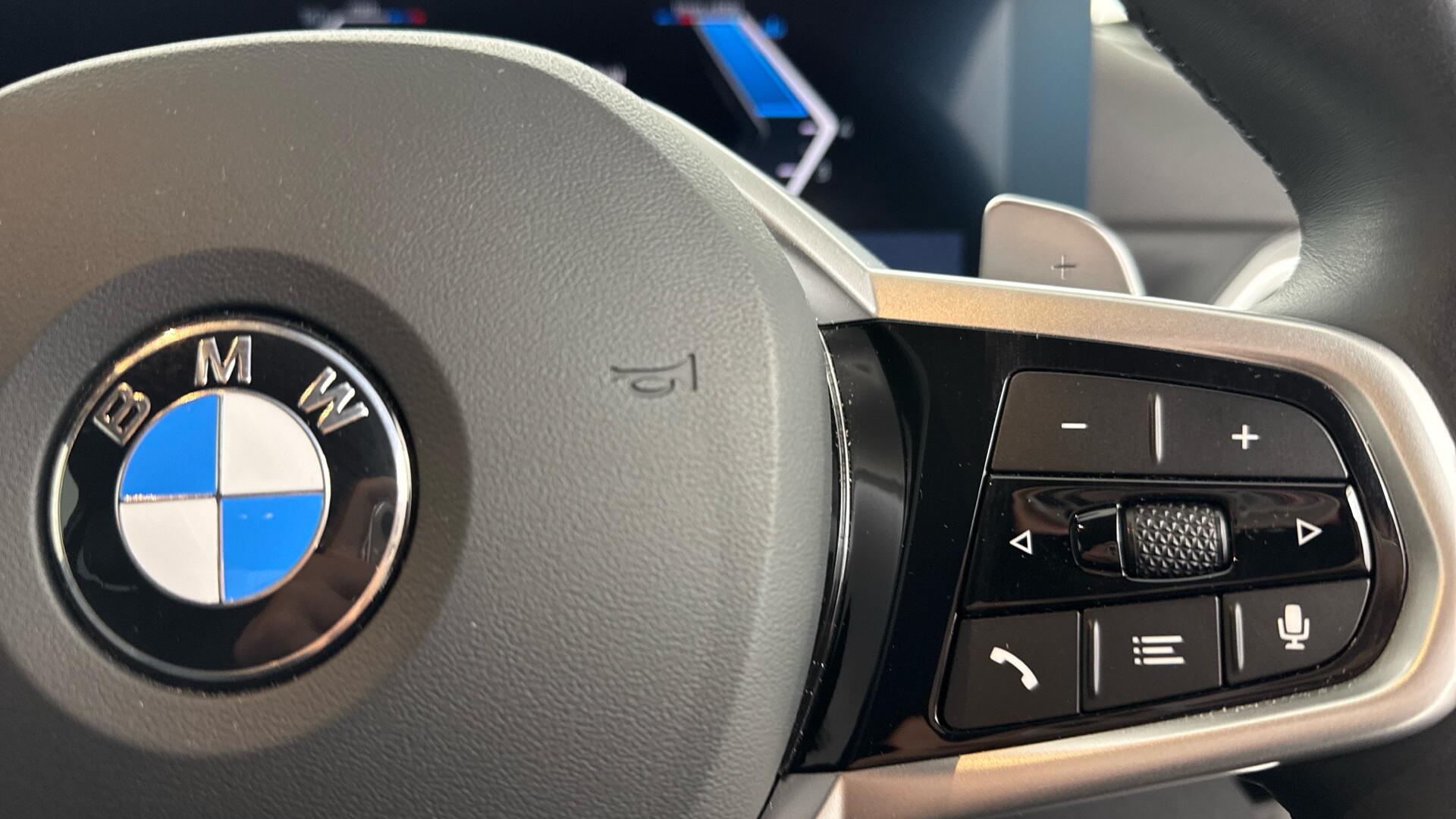 BMW 2 Series view 18