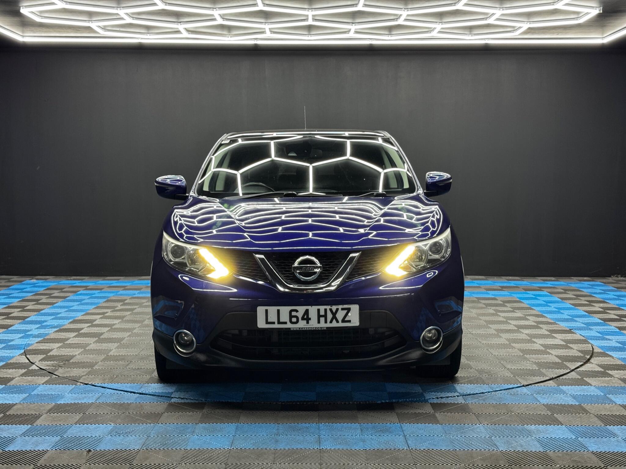 Nissan Qashqai view 2
