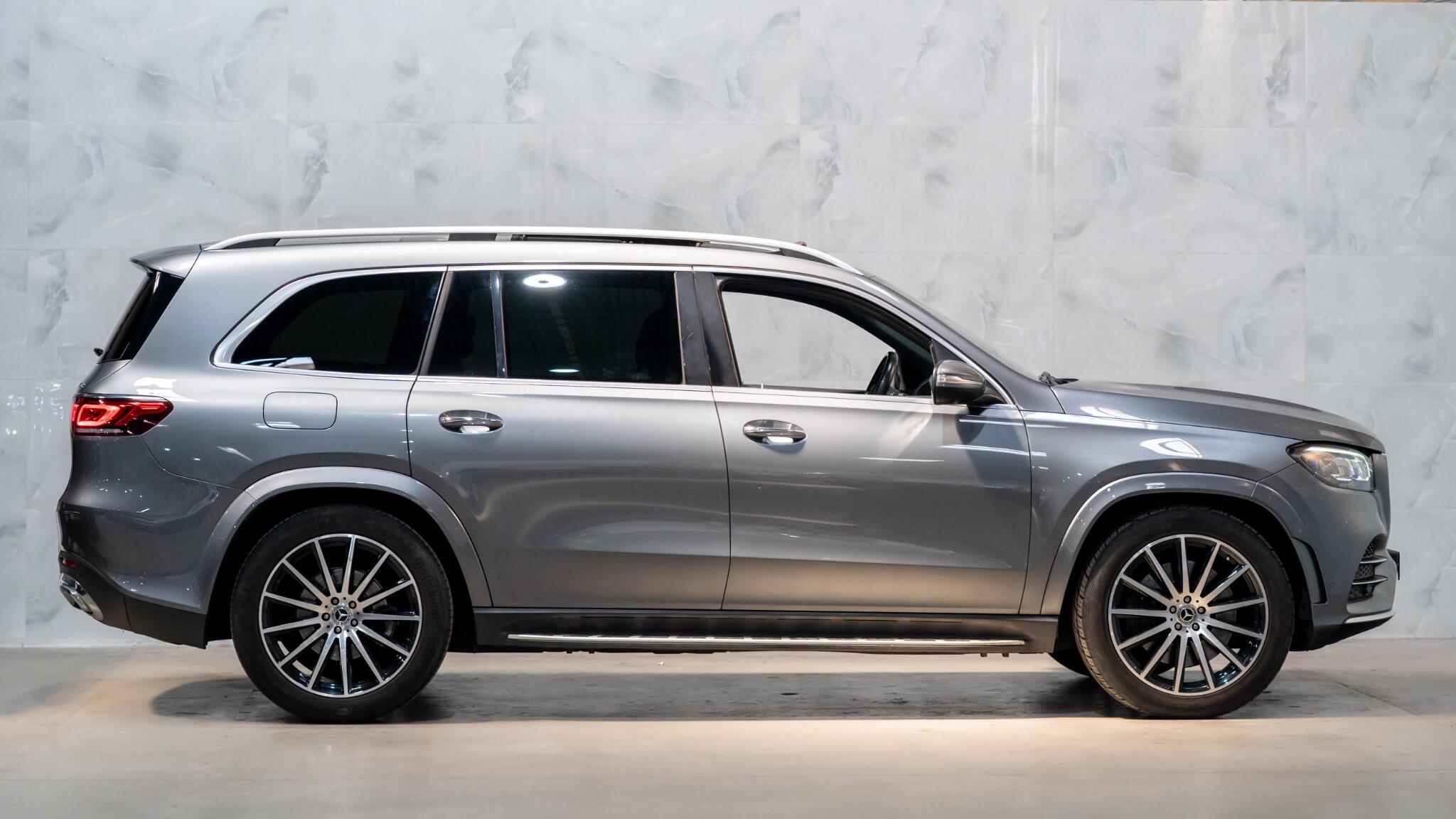 Mercedes-Benz GLS view 8