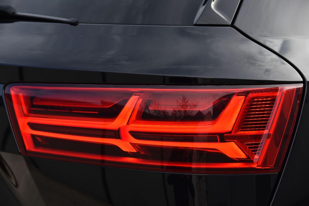 Audi Q7 view 19