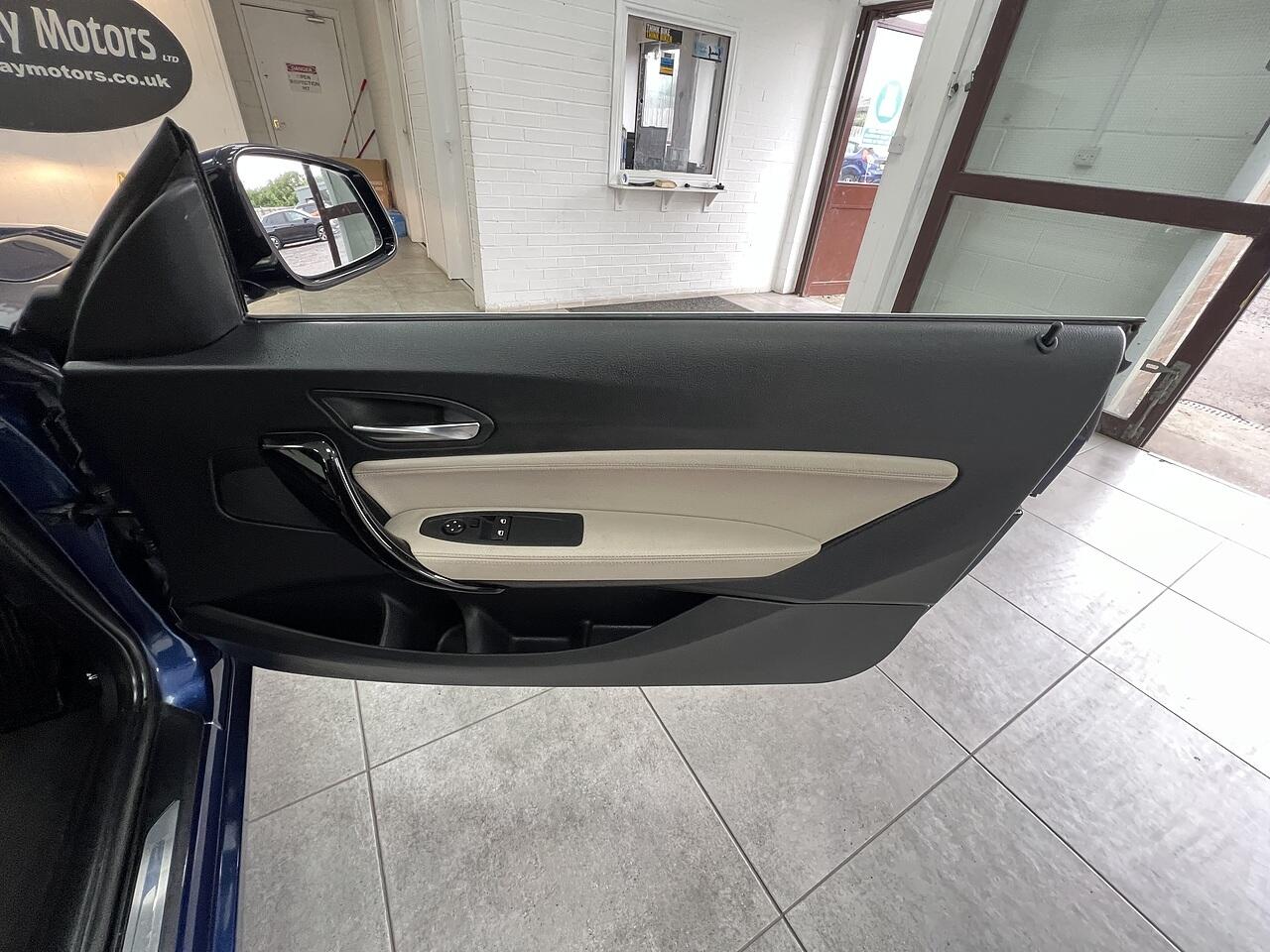 BMW 1 Series view 14