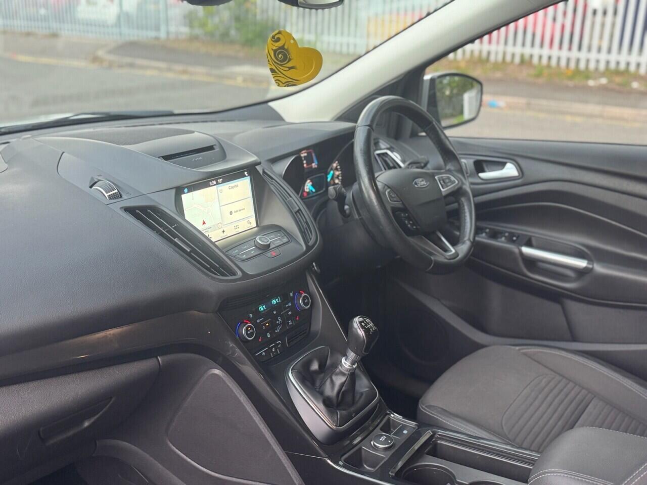 Ford Kuga view 13