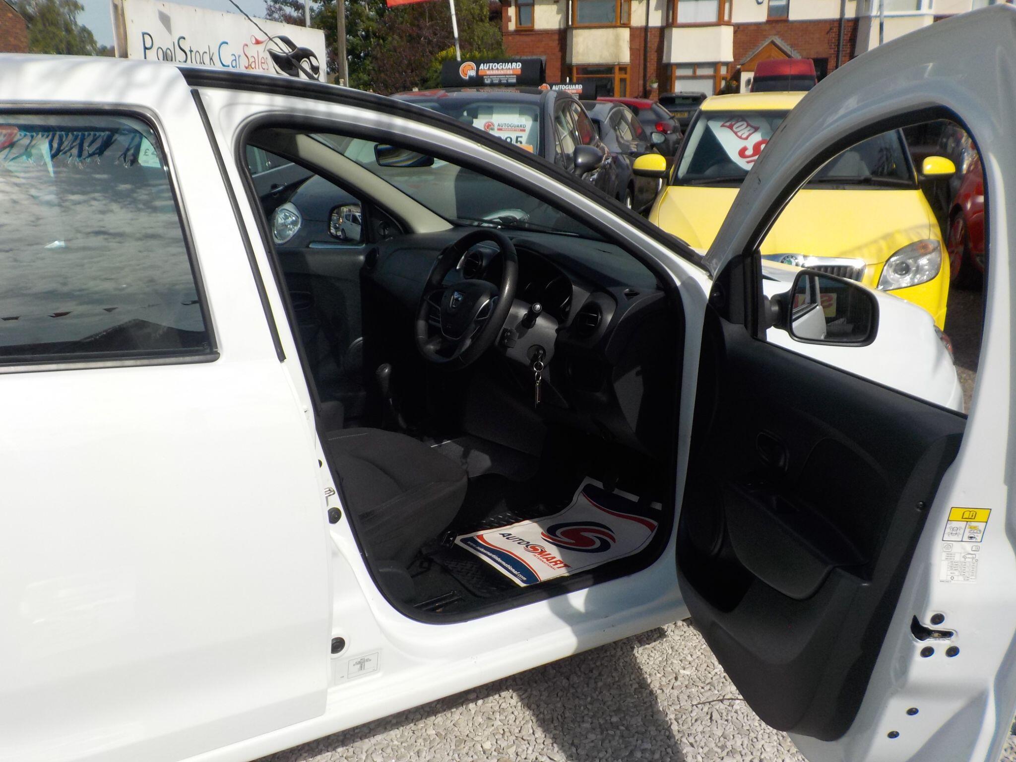 Dacia Sandero 1.0 SCe Ambiance Euro 6 5dr