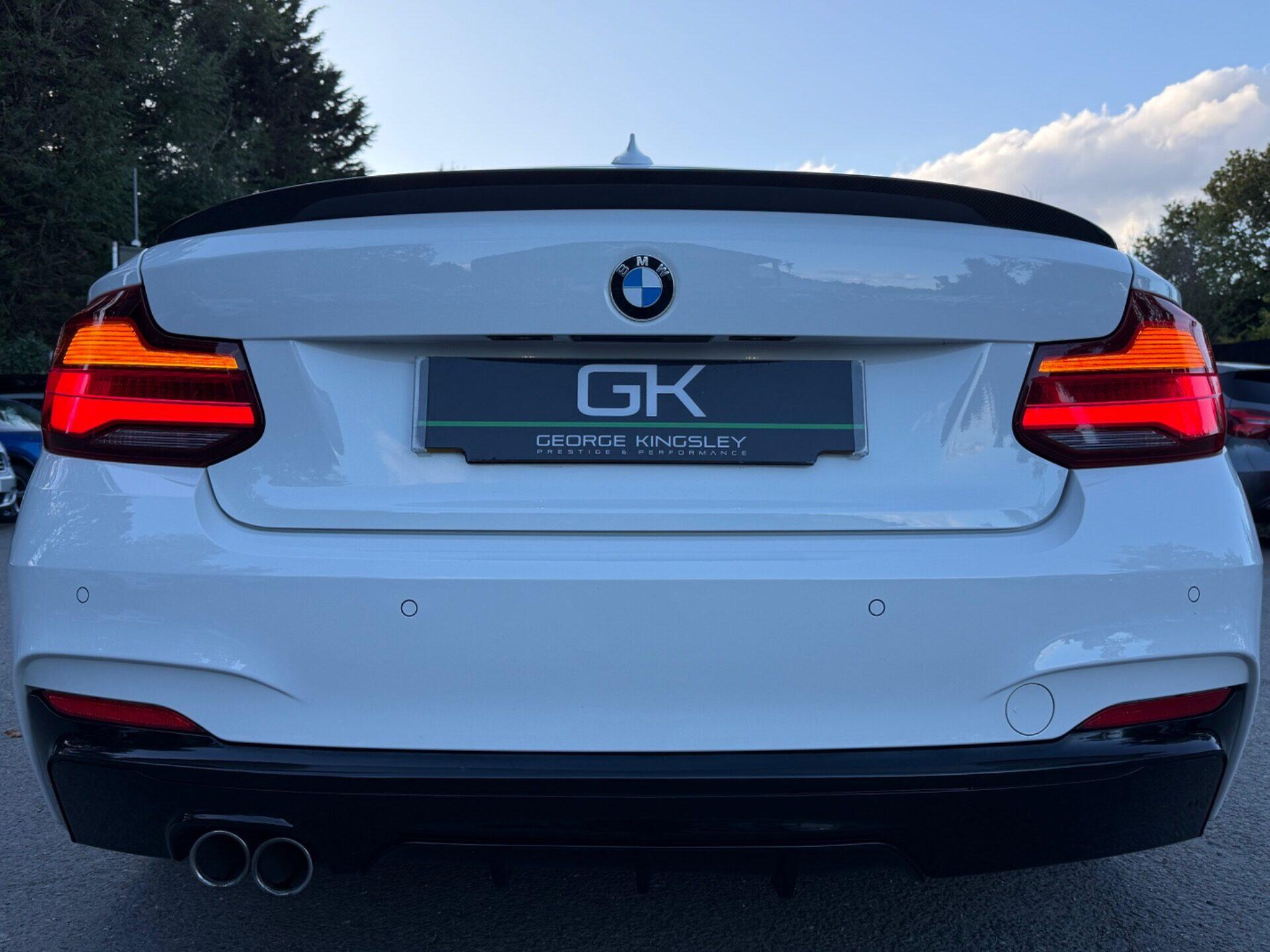 BMW 2 Series view 26