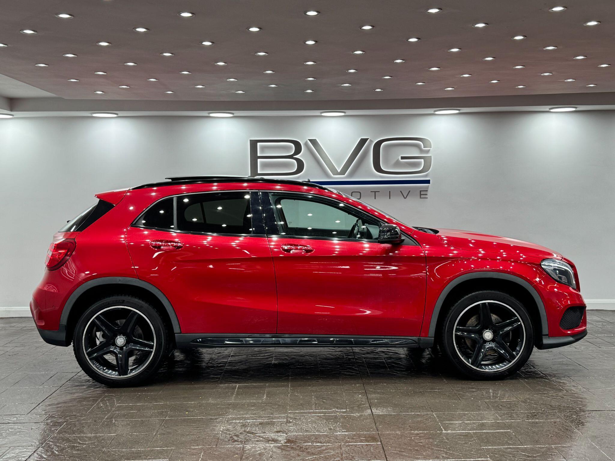 Mercedes-Benz GLA view 14