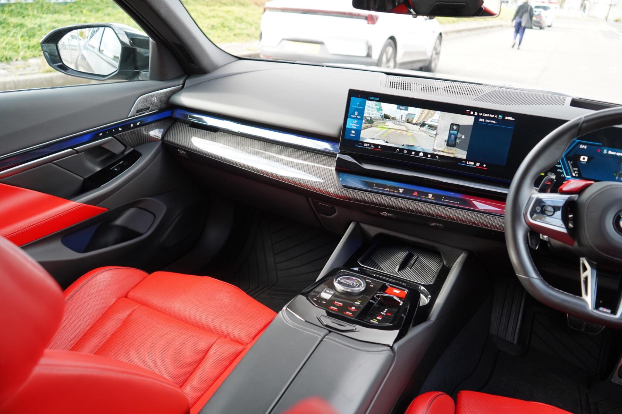 BMW M5 view 29